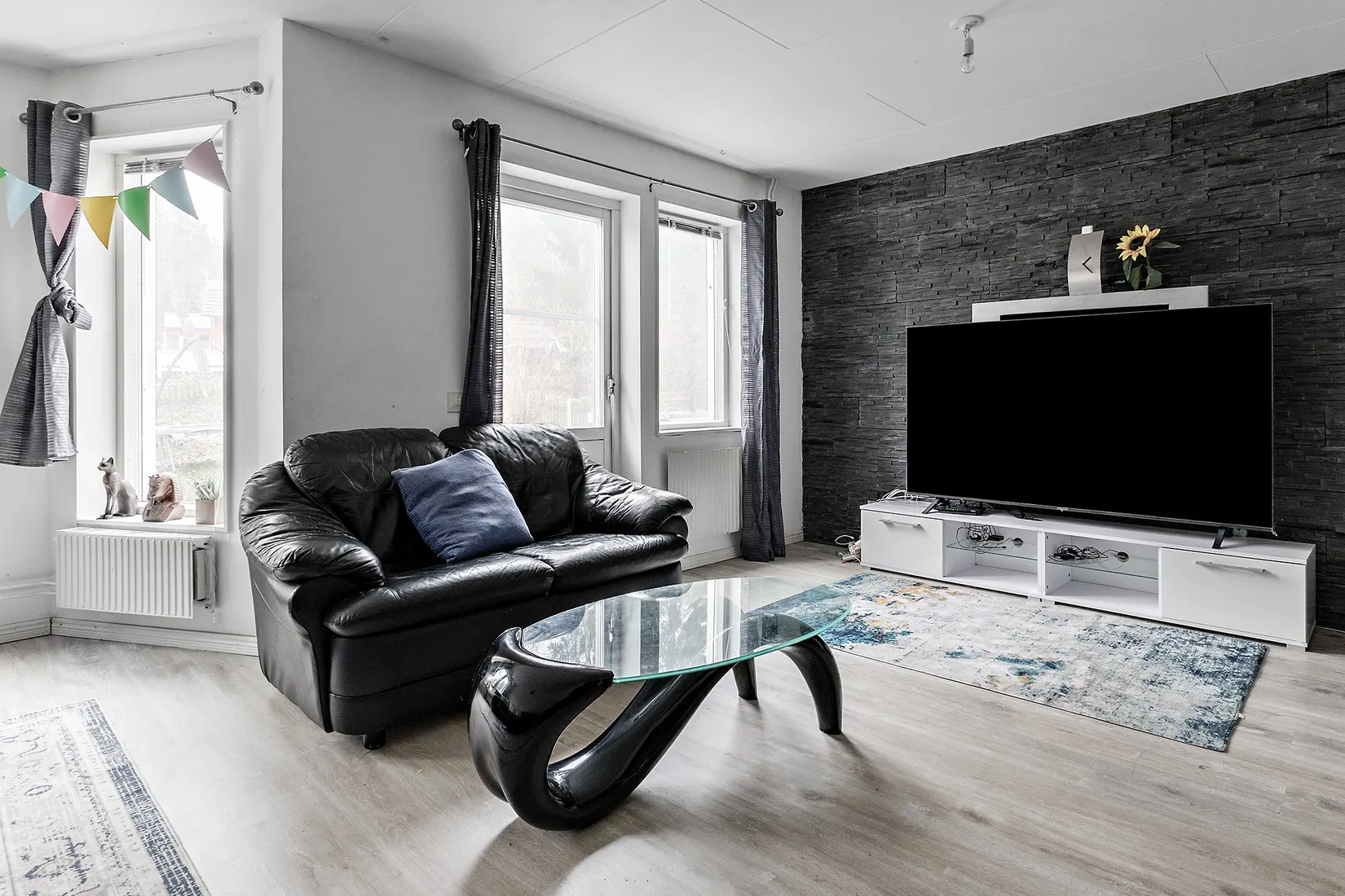 Bostadsrätt, Radhus, Grönlundsvägen 11, Kårsta, Vallentuna