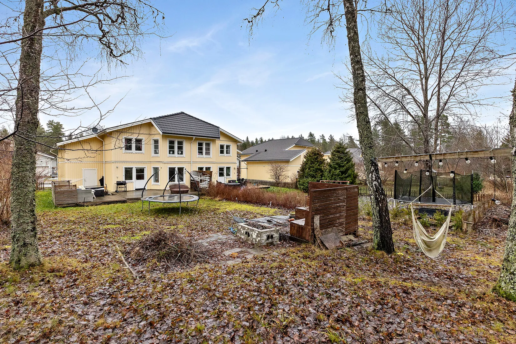 Bostadsrätt, Radhus, Grönlundsvägen 11, Kårsta, Vallentuna