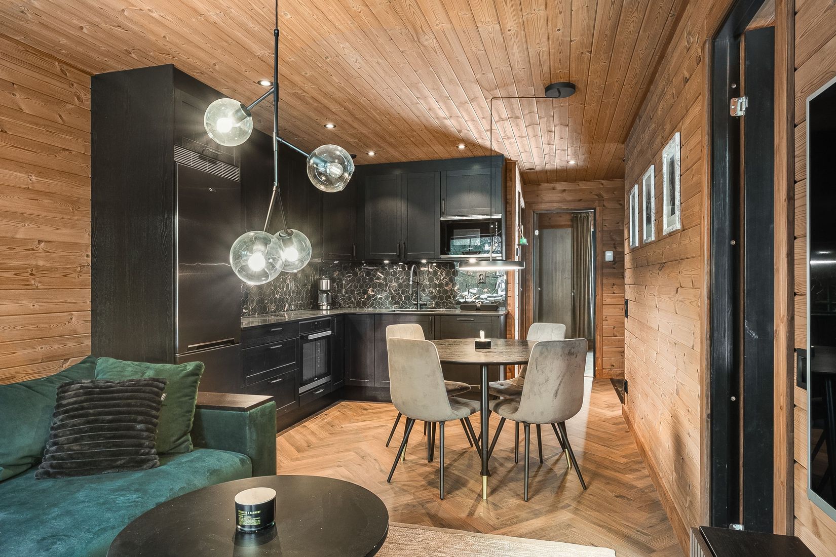 Radhus, Bo Johans Väg 4A, Storhogna, Berg