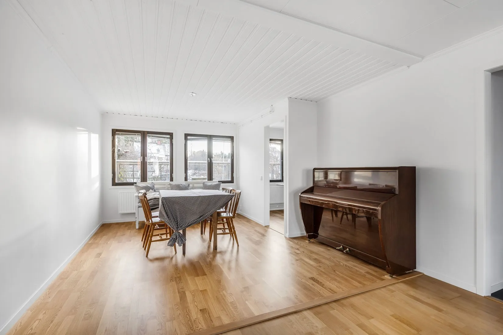 Radhus, Lillängsvägen 7, Ekeby, Eskilstuna