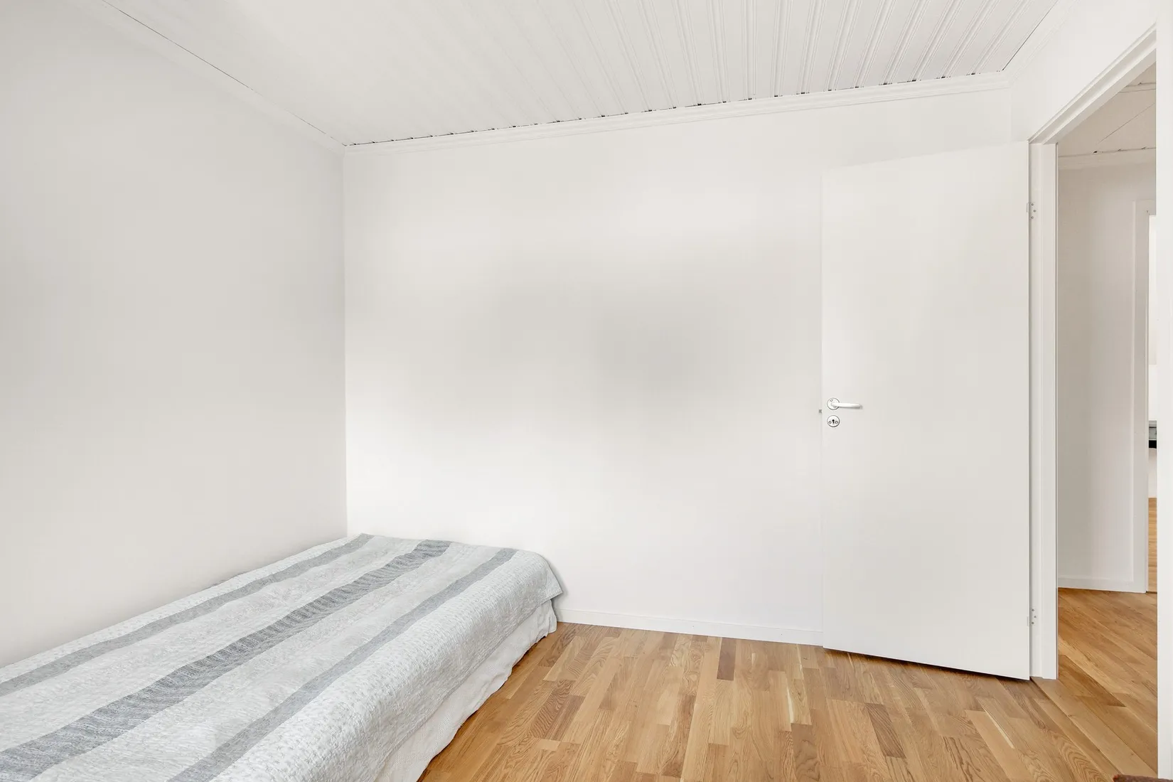 Radhus, Lillängsvägen 7, Ekeby, Eskilstuna