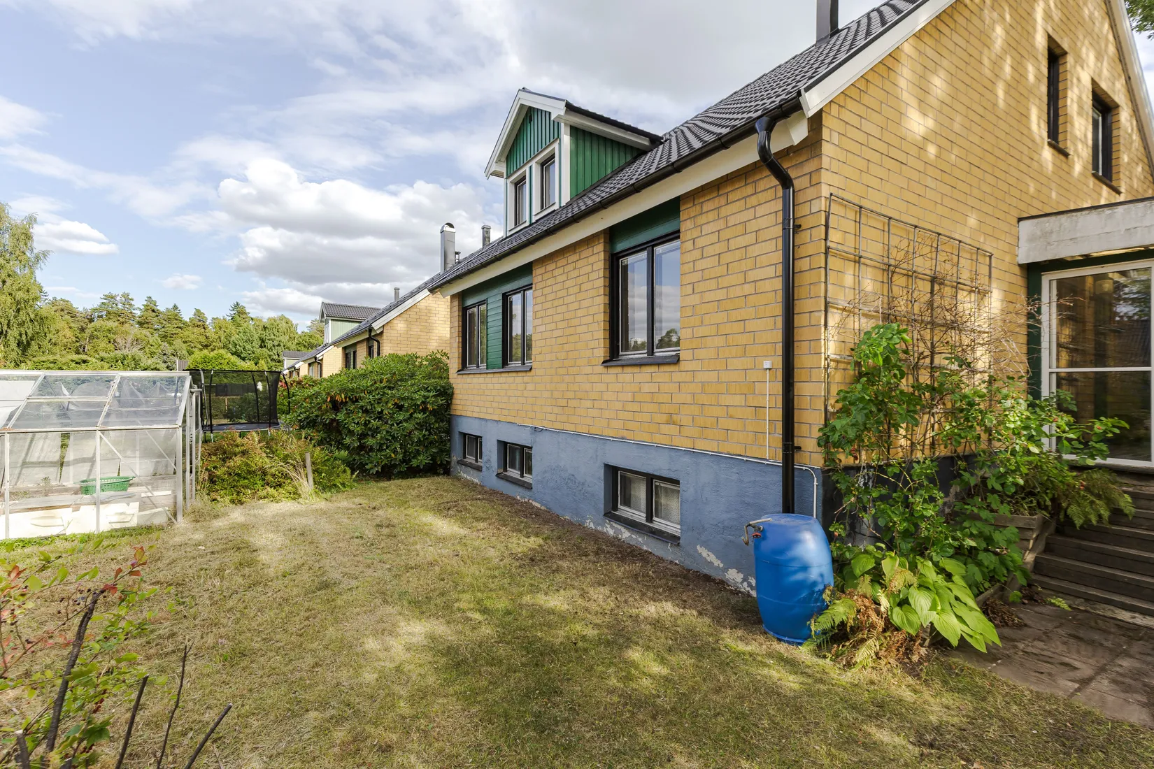 Radhus, Lillängsvägen 7, Ekeby, Eskilstuna