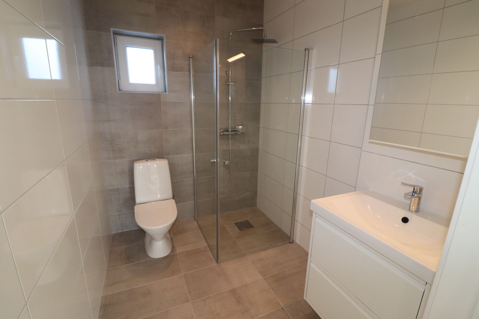 Fritidshus, Enens väg 5, Burvik, Uppsala