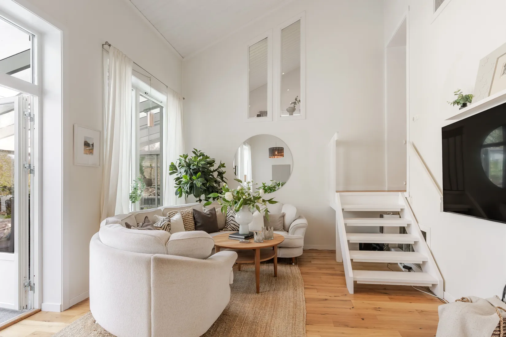 Villa, Jacobigatan 12, Strängnäs