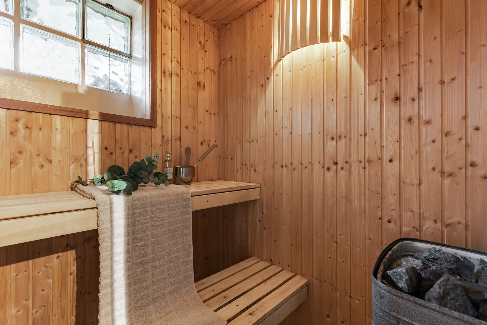 Villa, Jacobigatan 12, Strängnäs