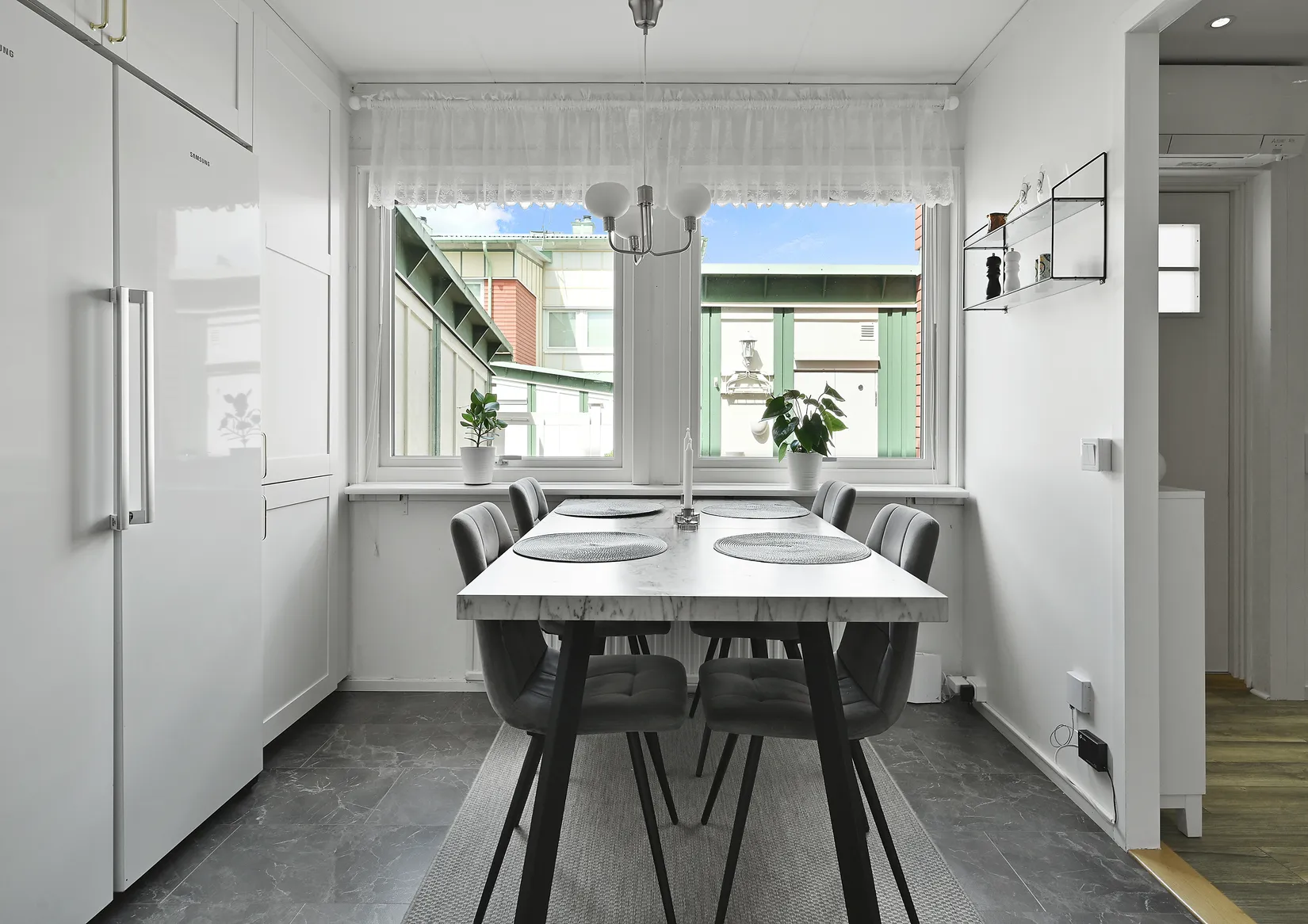 Radhus, Fruängsvägen 92, Odenslunda, Upplands Väsby