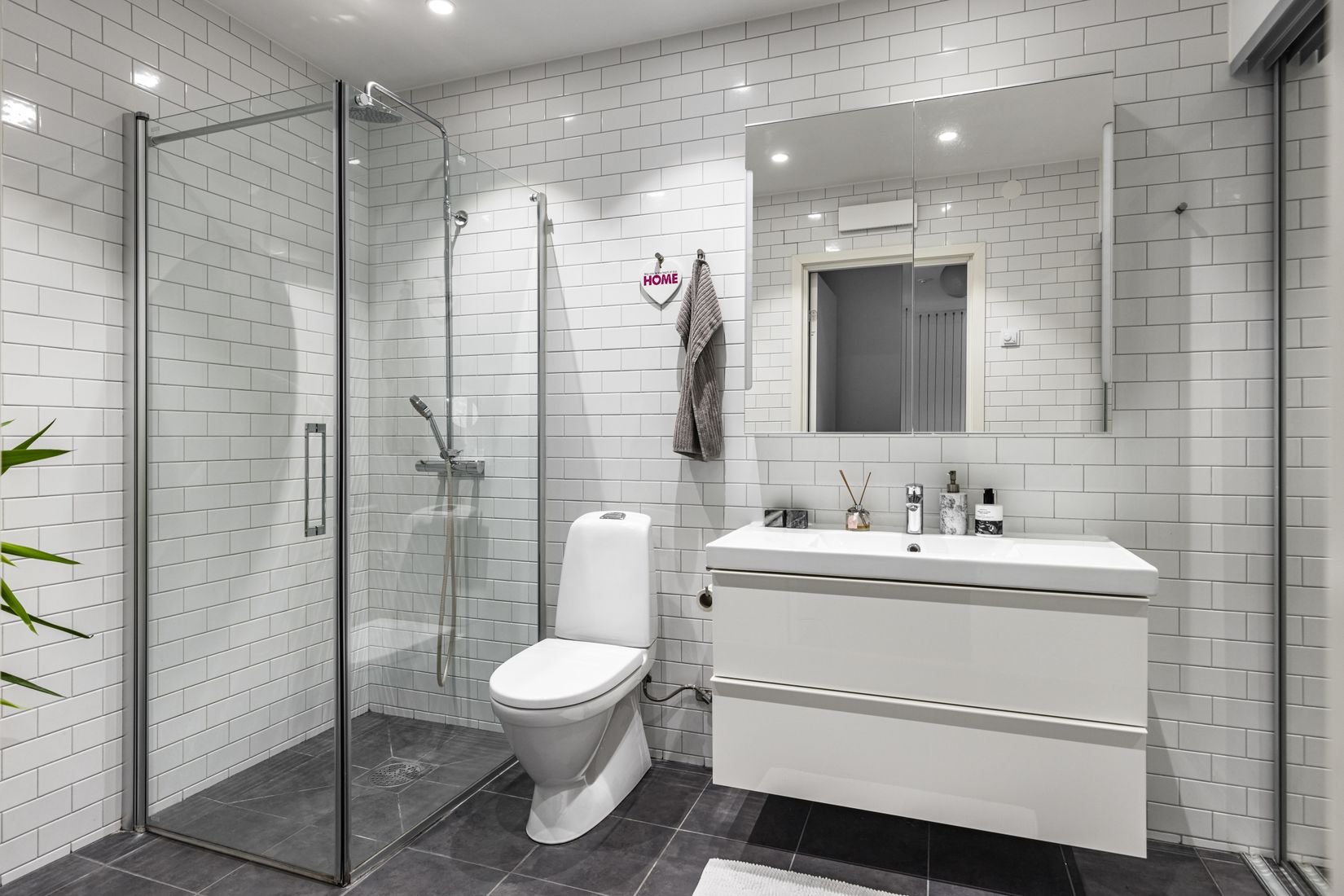 Radhus, Baldersvägen 3B, Odenslunda, Upplands Väsby