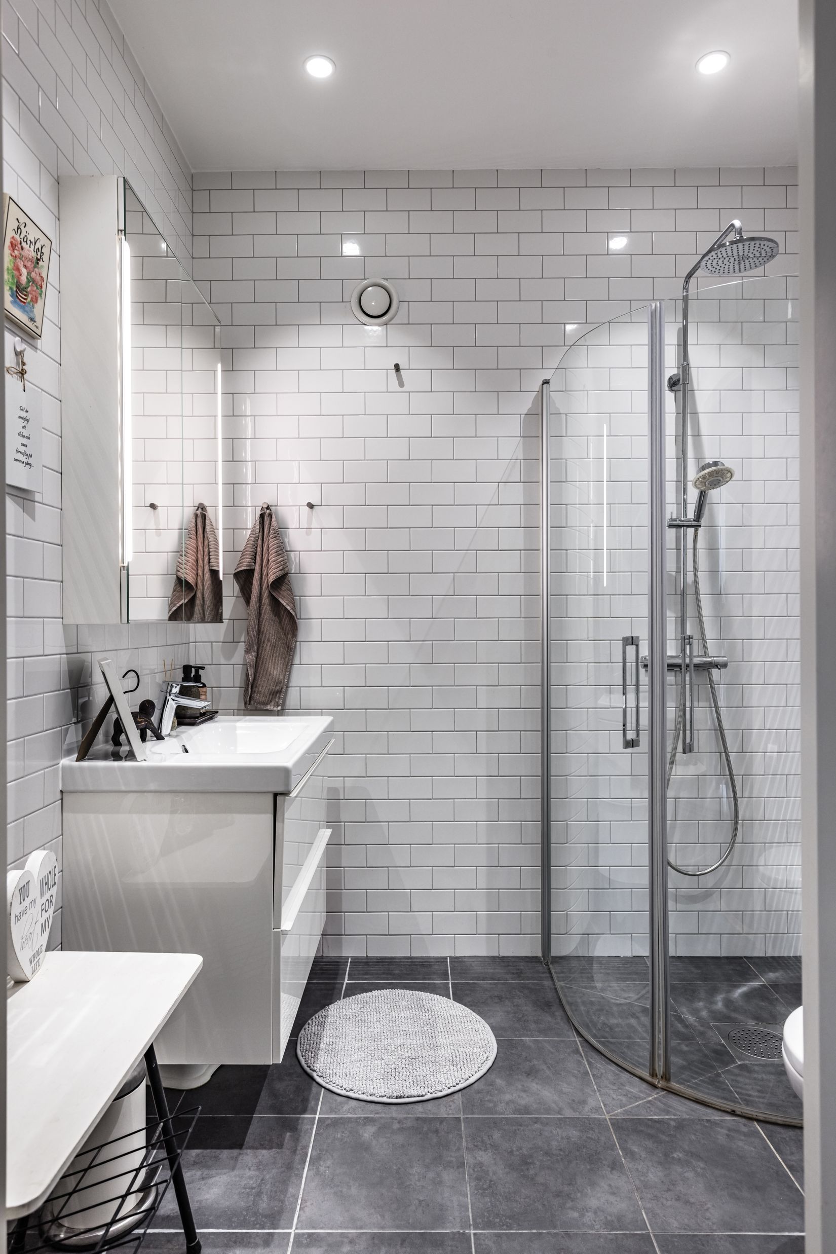 Radhus, Baldersvägen 3B, Odenslunda, Upplands Väsby