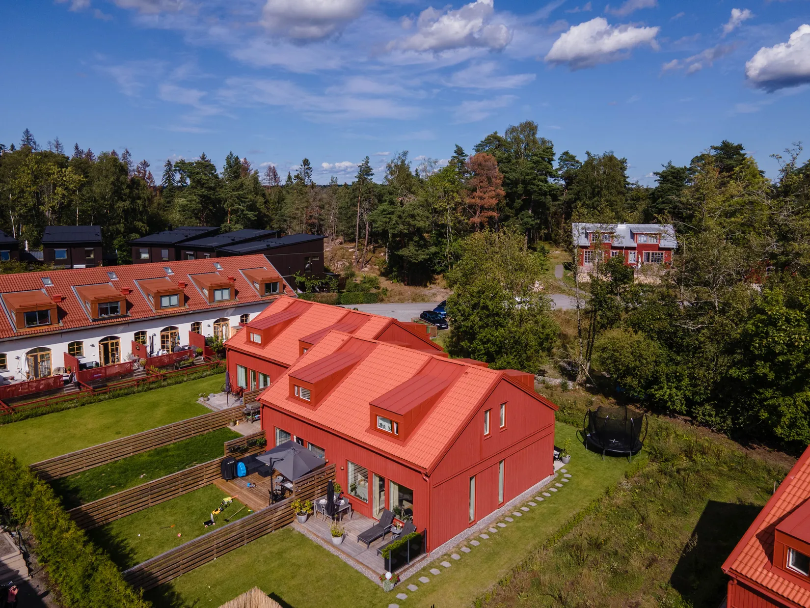Bostadsrätt, Radhus, Rådans Gårdsväg 49, Silverdal, Sollentuna