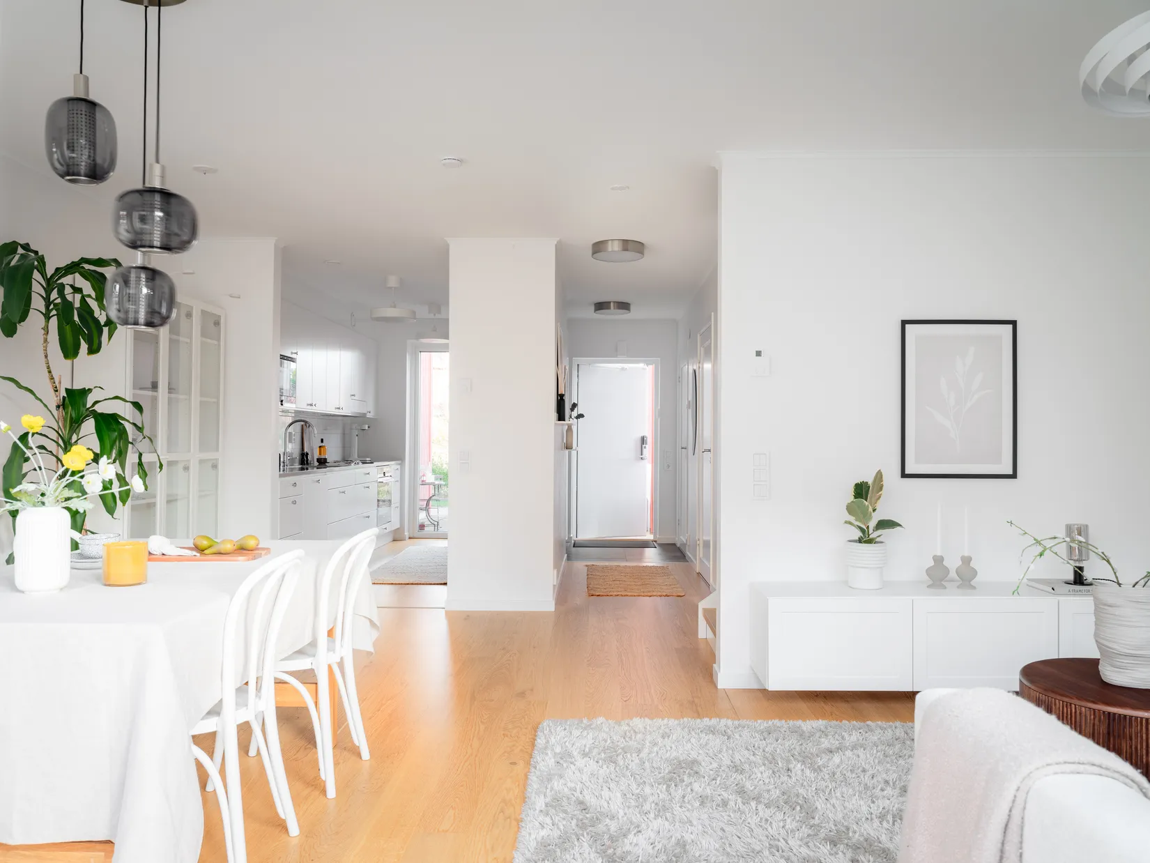 Bostadsrätt, Radhus, Rådans Gårdsväg 49, Silverdal, Sollentuna