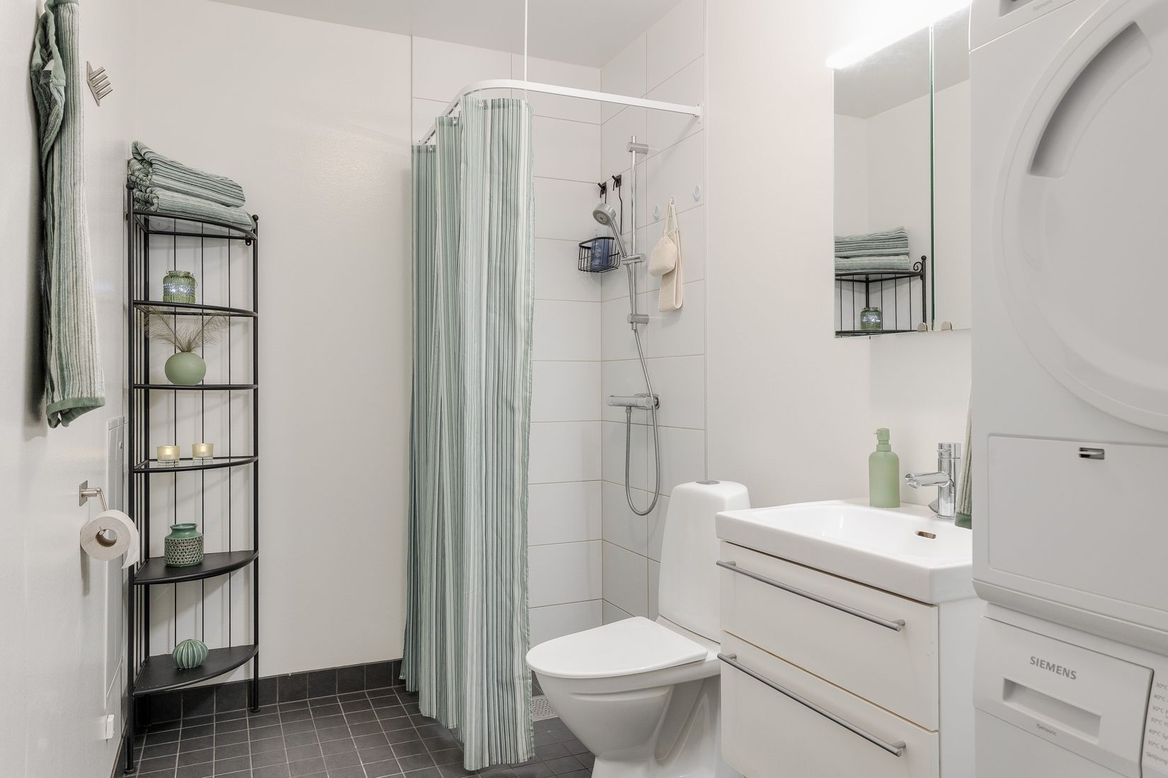 Bostadsrätt, Radhus, Adelas väg 27B, Bredvik, Växjö