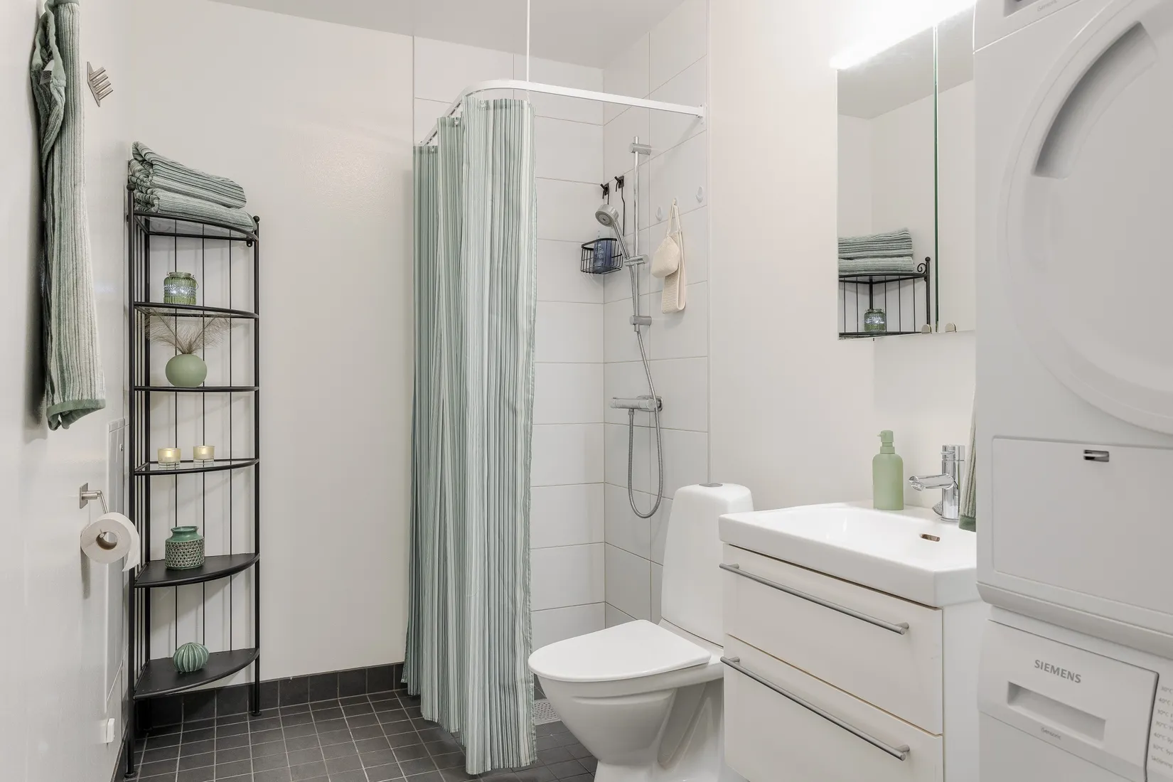 Bostadsrätt, Radhus, Adelas väg 27B, Bredvik, Växjö