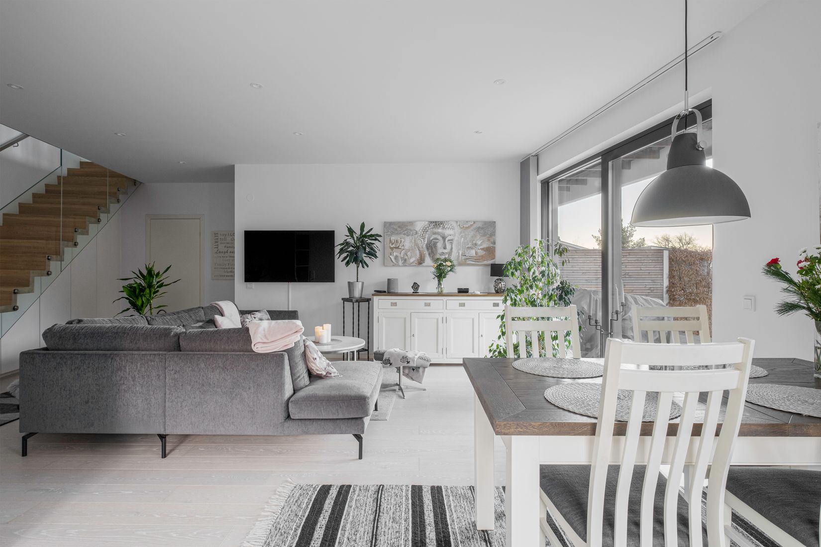 Bostadsrätt, Radhus, Björnbärsvägen 13A, Tyresö strand, Tyresö