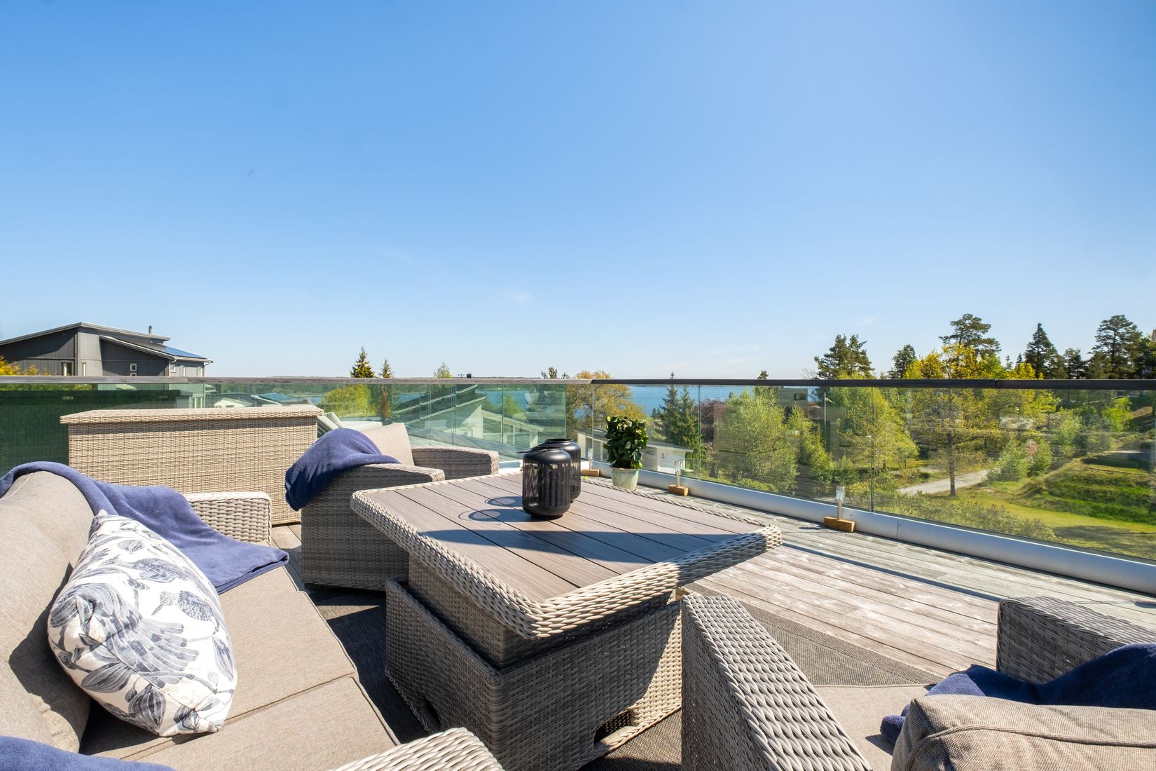 Bostadsrätt, Radhus, Björnbärsvägen 13A, Tyresö strand, Tyresö