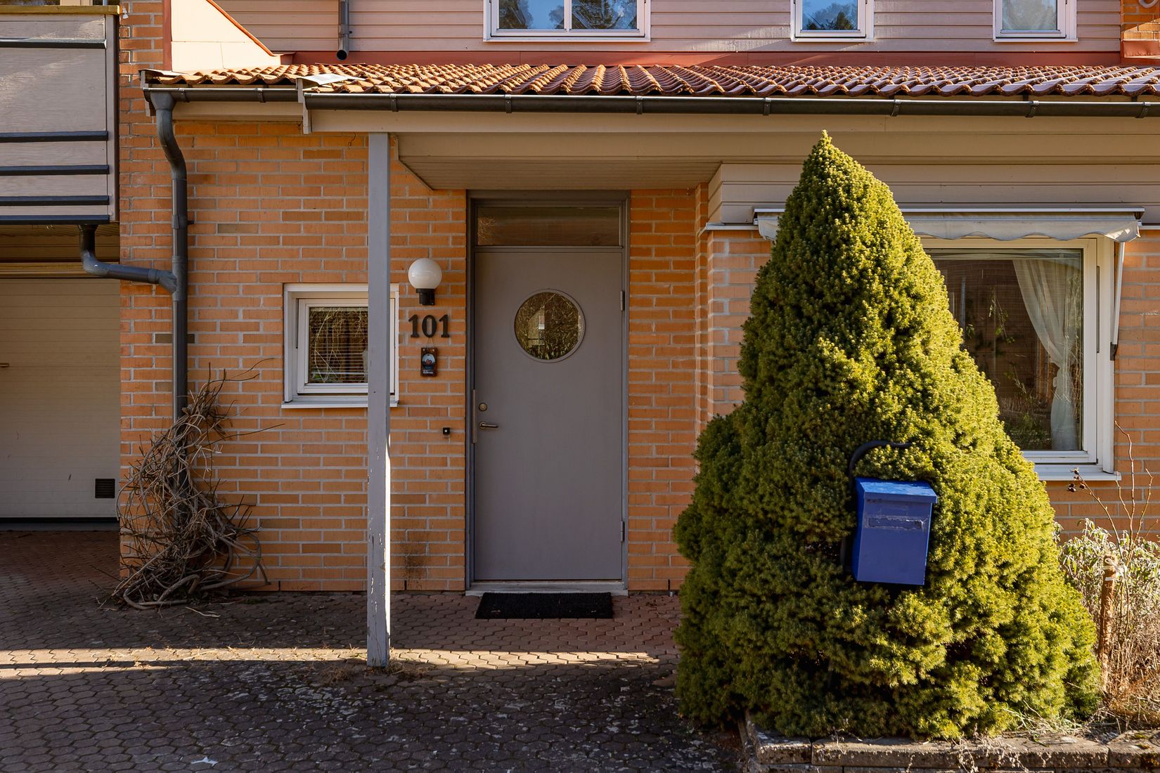 Villa, Radhus, Trumslagaregatan 101, T1, Linköping