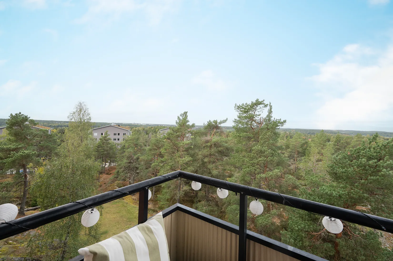 Bostadsrätt, Månstorpsvägen 28, Tullingeberg, Botkyrka