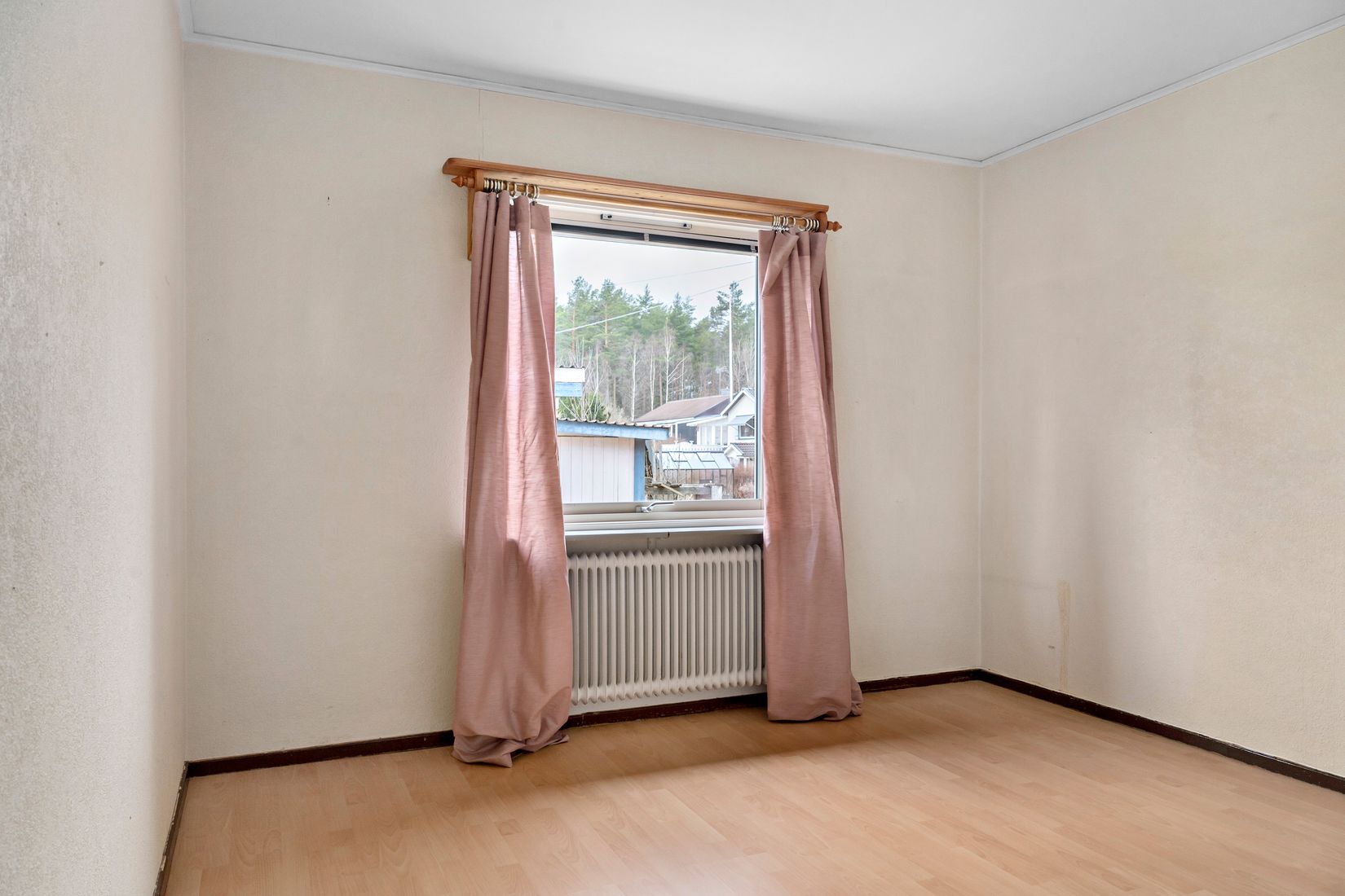 Villa, Bävergatan 5, Övre Tjärna / Tallmon, Borlänge