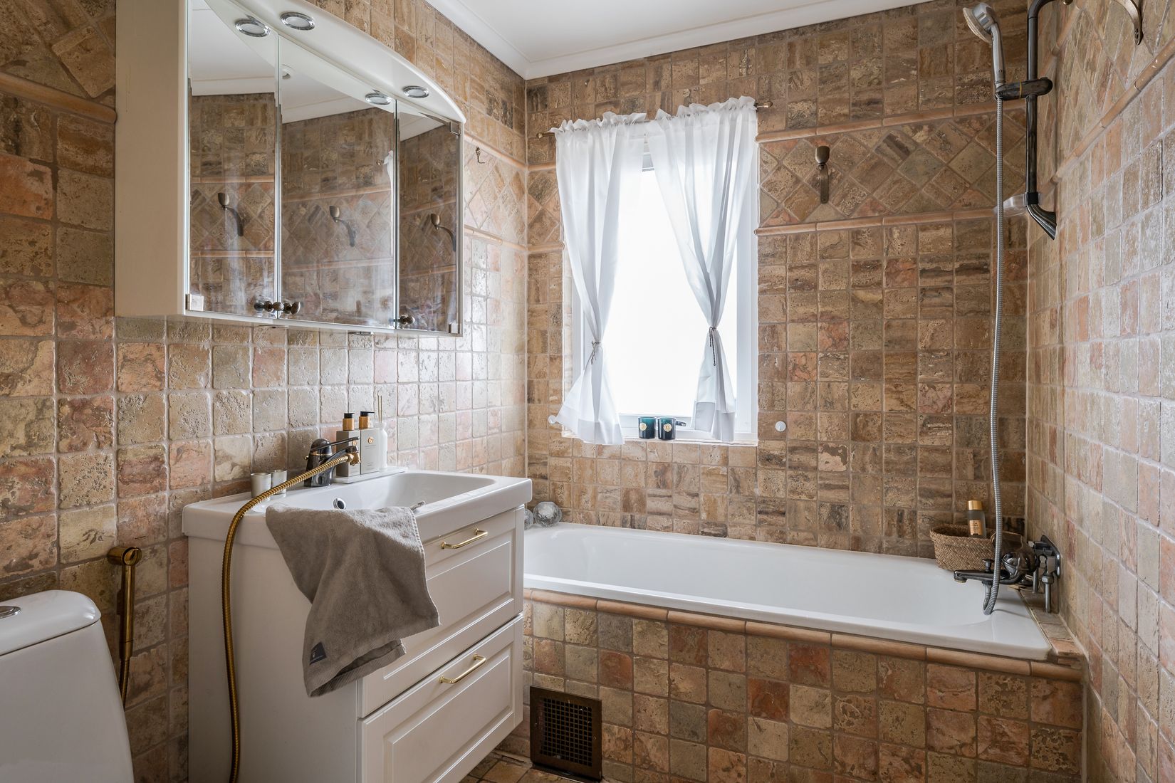 Villa, Viadukten 11, Hässelby Södra Villastad, Stockholm