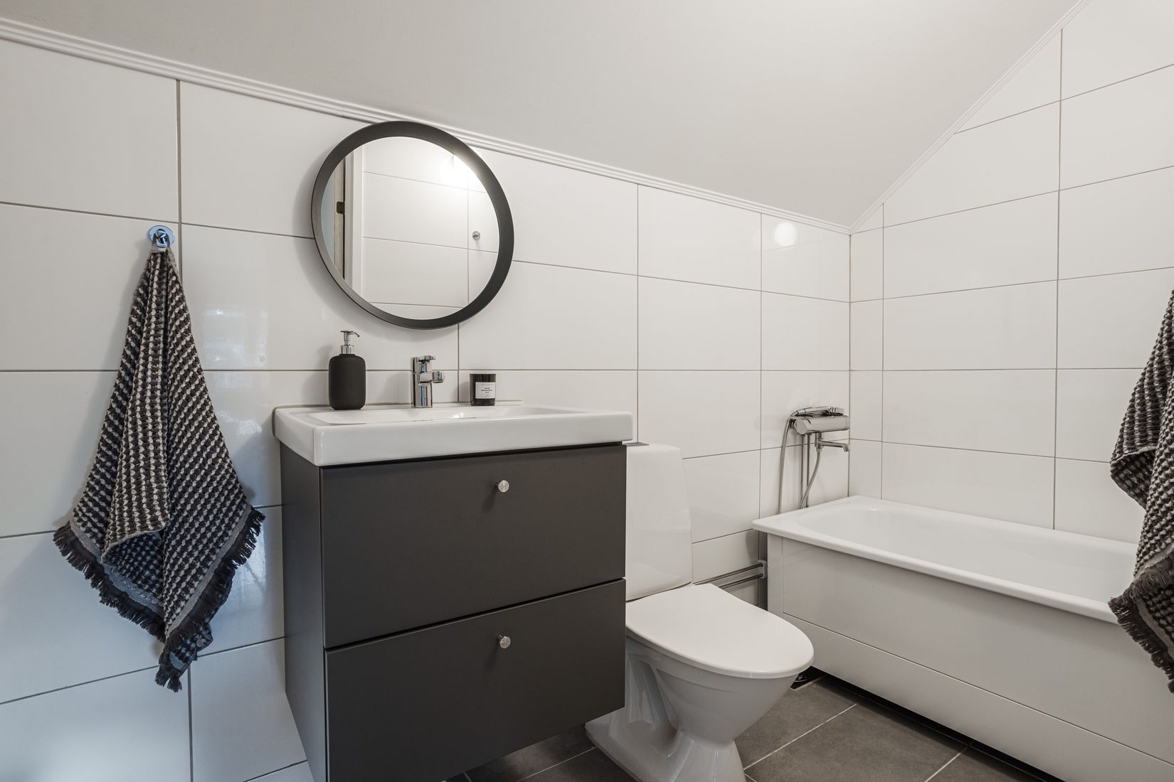 Bostadsrätt, Rubinstigen 37, Kungsängen/Tibblehöjden, Upplands-Bro