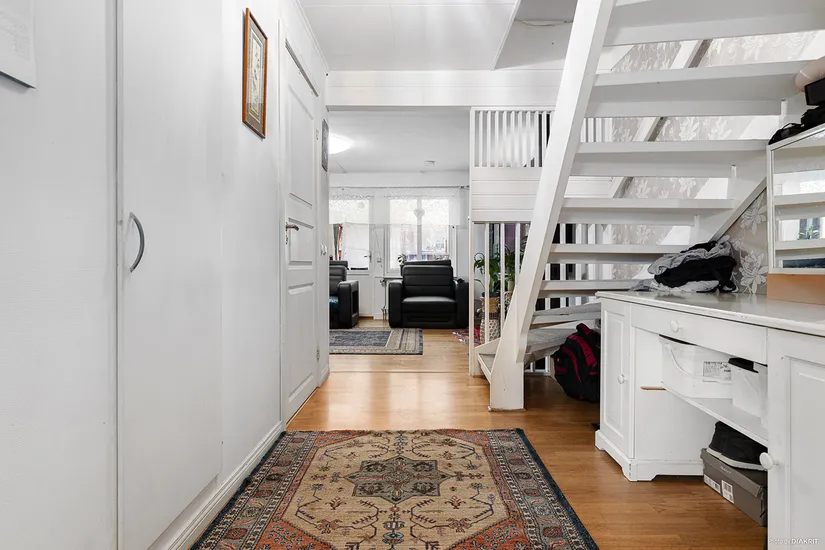 Radhus, Gullrands väg 53, Eriksberg, Botkyrka