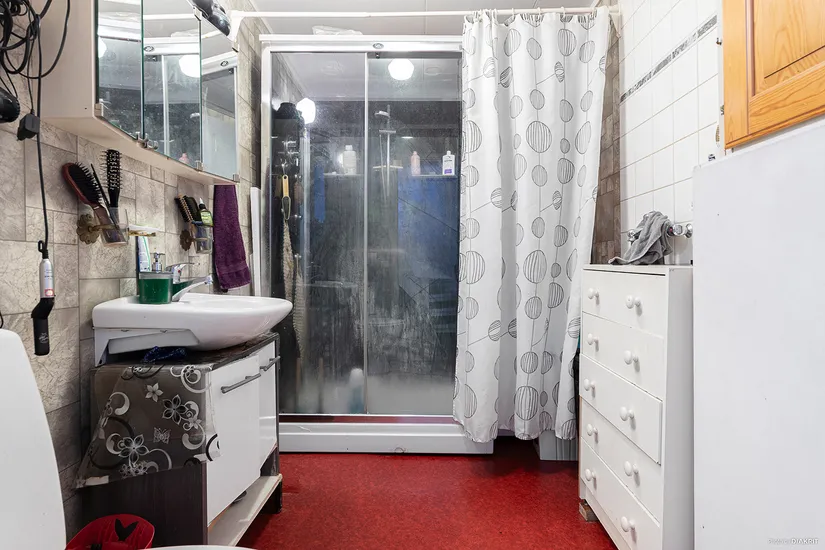 Radhus, Gullrands väg 53, Eriksberg, Botkyrka