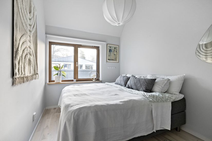 Radhus, Knektvägen 43B, Stäket, Järfälla