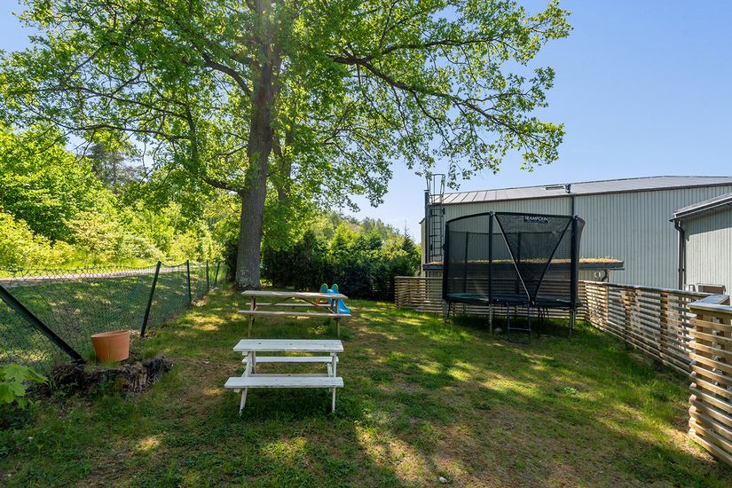 Radhus, Knektvägen 43B, Stäket, Järfälla