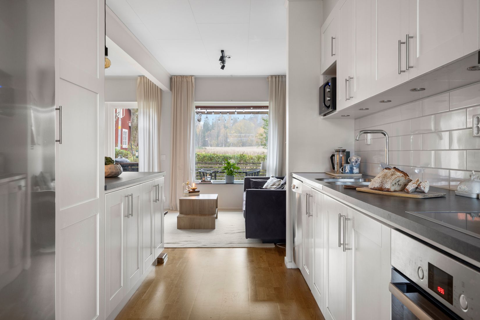 Bostadsrätt, Radhus, Klockarebovägen 24, Bålsta Frösundavik, Håbo