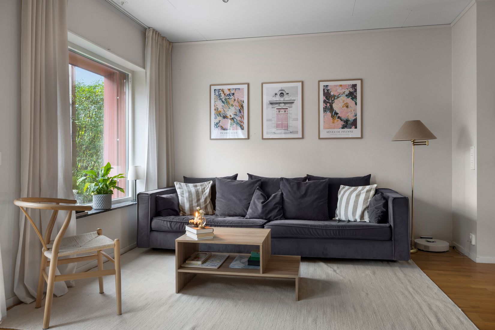 Bostadsrätt, Radhus, Klockarebovägen 24, Bålsta Frösundavik, Håbo