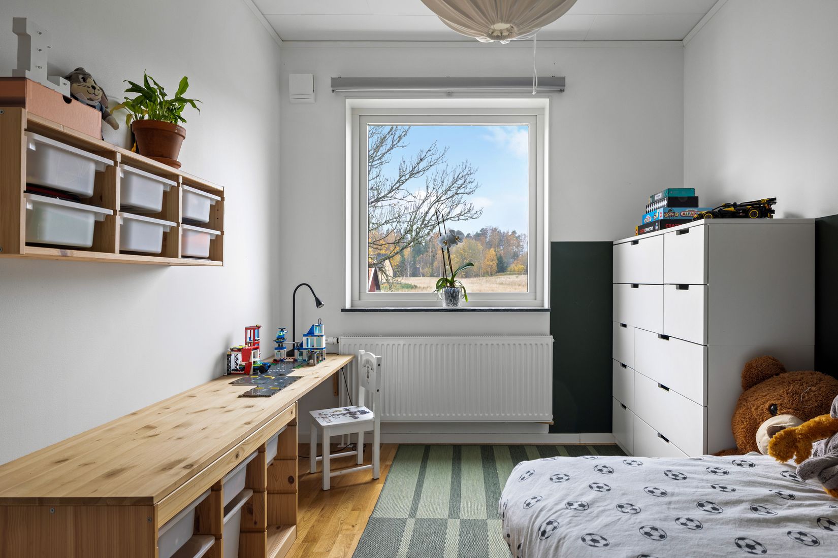 Bostadsrätt, Radhus, Klockarebovägen 24, Bålsta Frösundavik, Håbo
