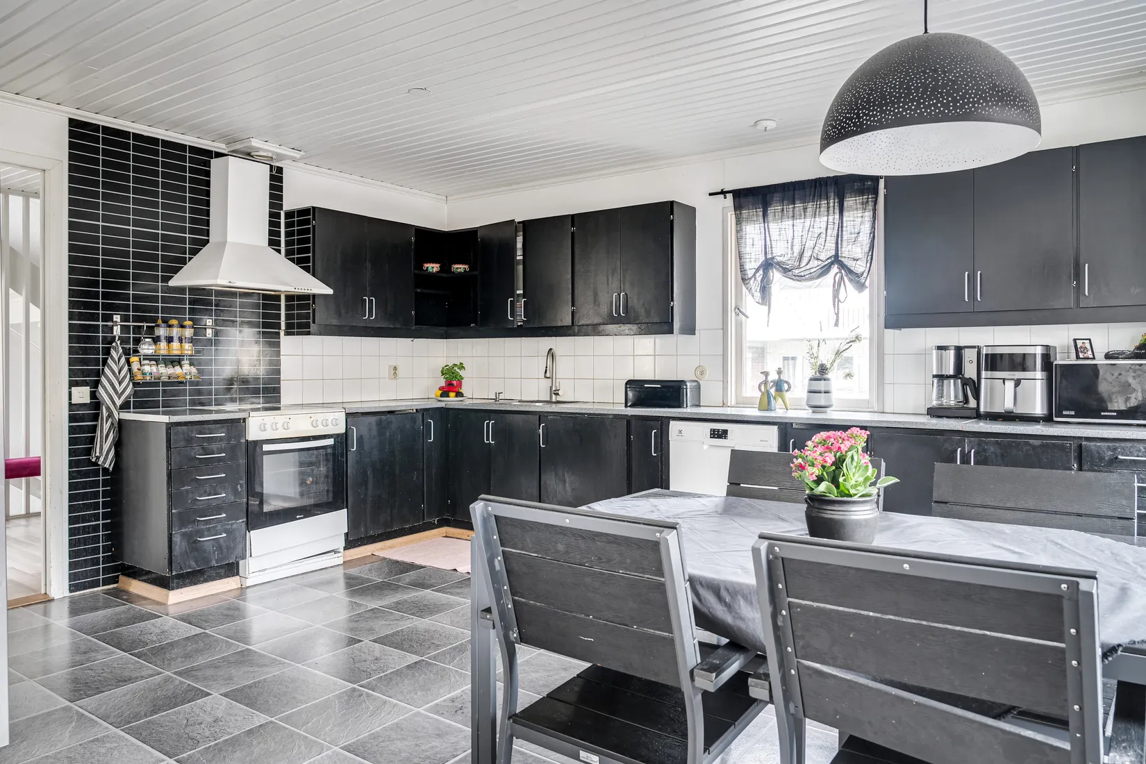 Villa, Margaretagatan 8, Lasarettsområdet, Hörby