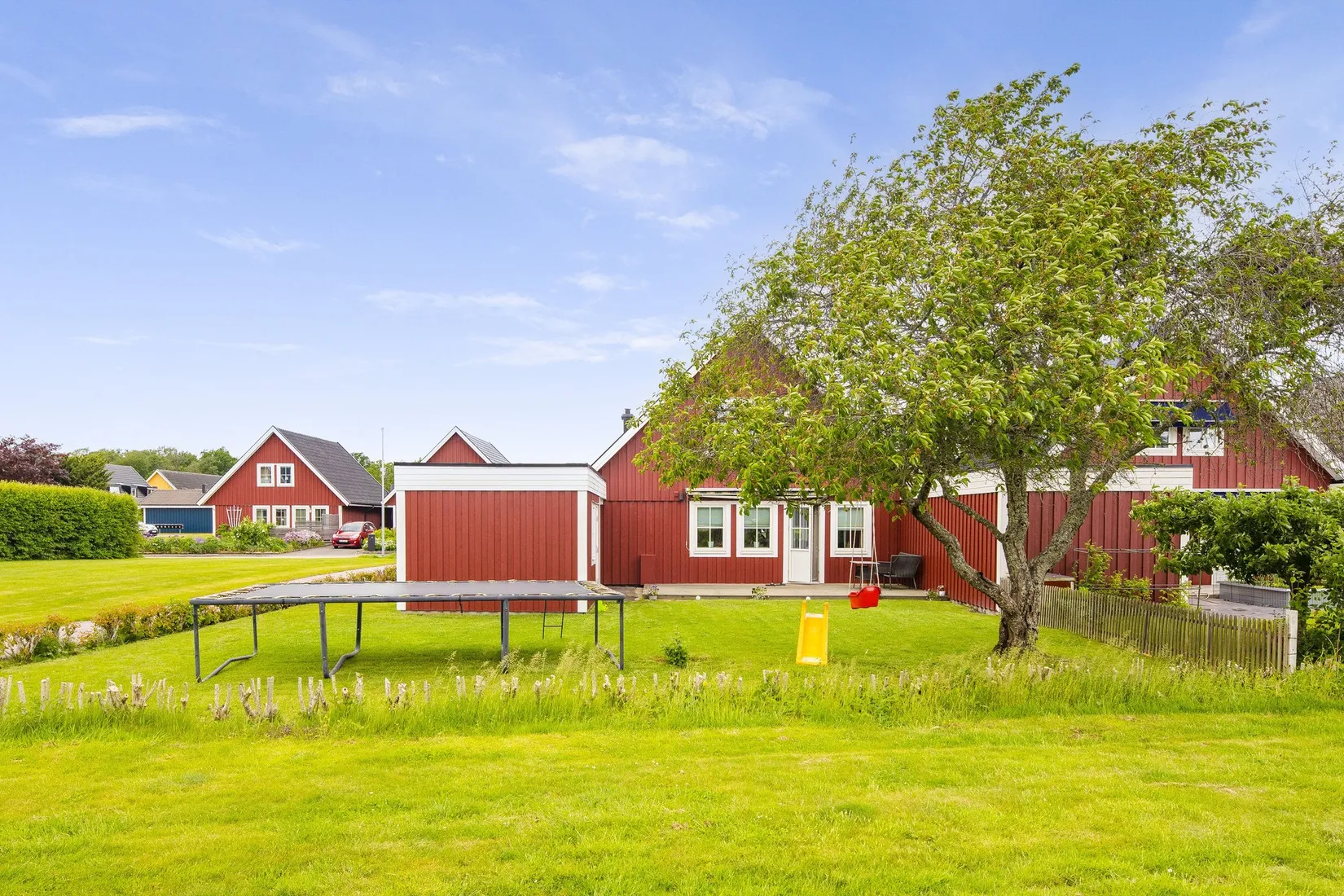 Radhus, Vargvägen 9, Råda, Lidköping