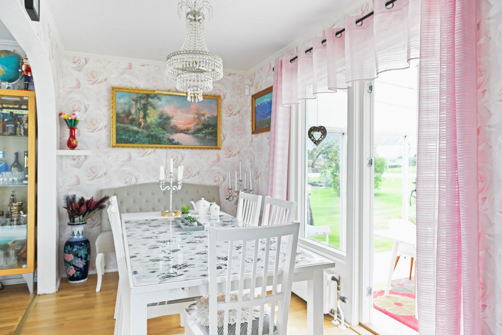 Villa, Skattegårdsvägen 6, Vara