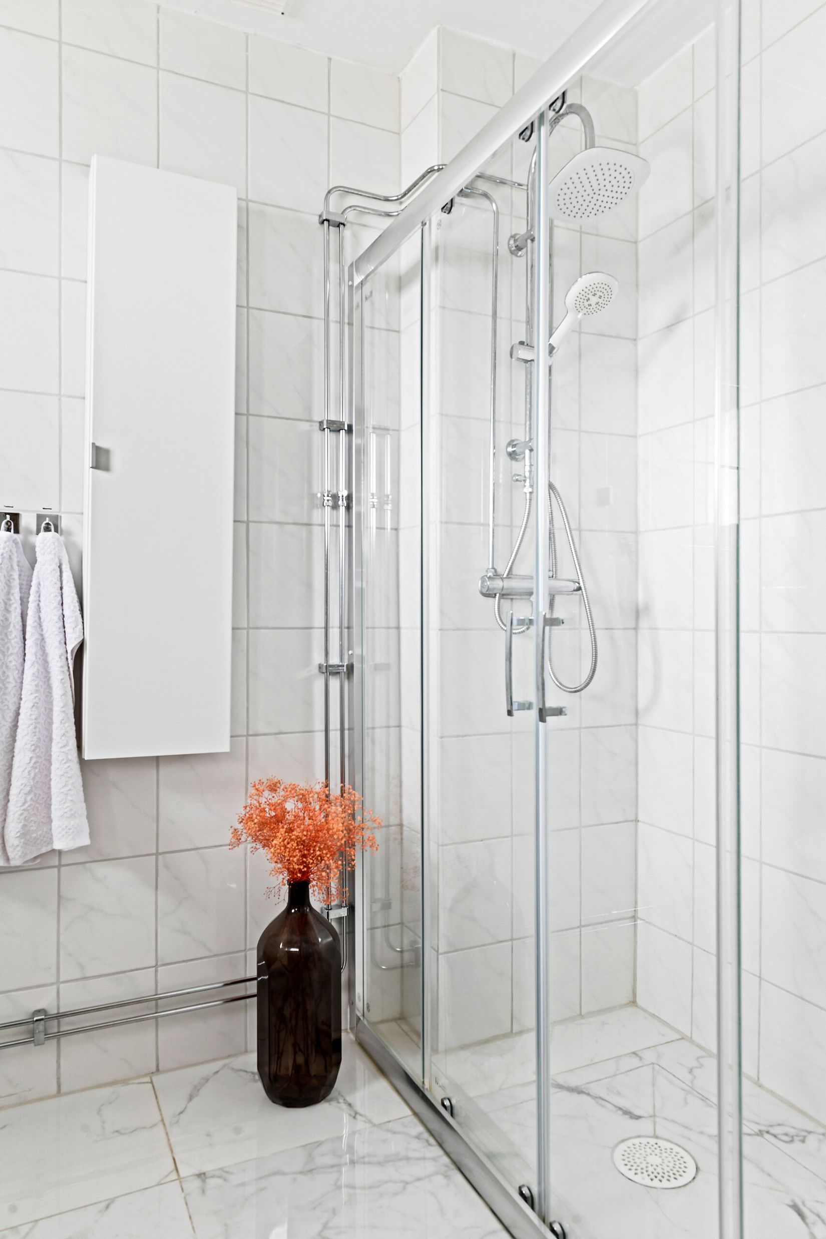 Villa, Skattegårdsvägen 6, Vara