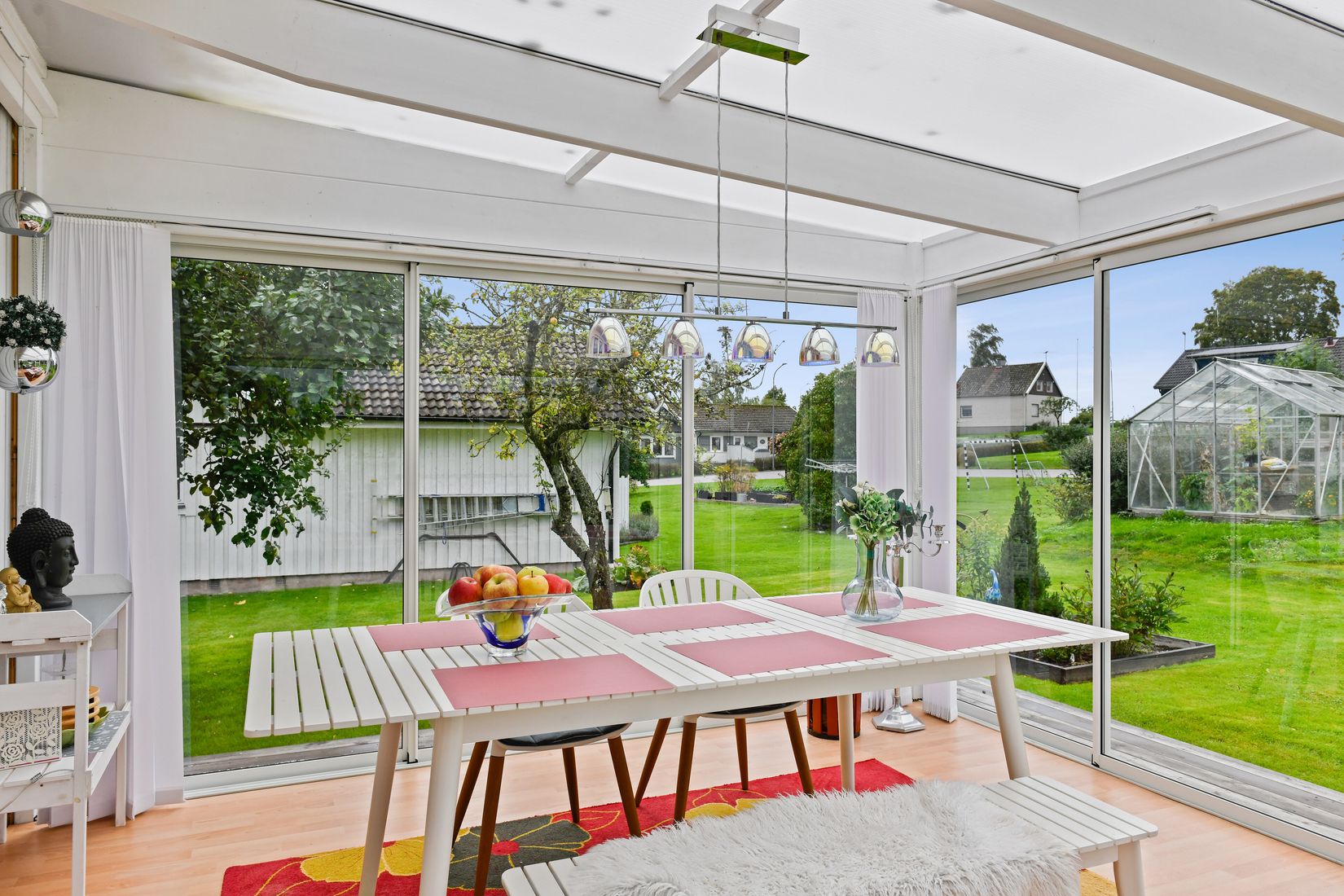 Villa, Skattegårdsvägen 6, Vara