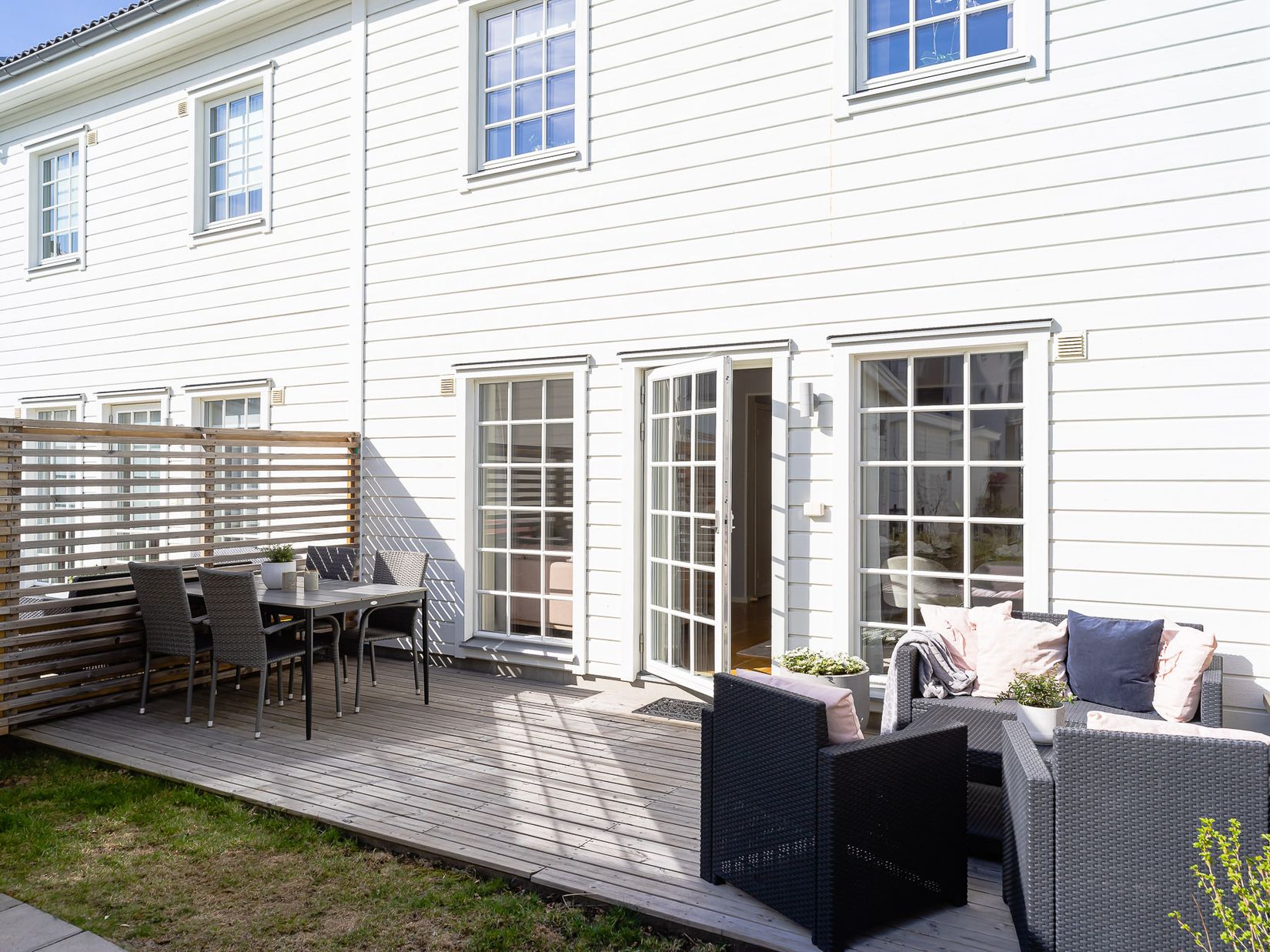 Bostadsrätt, Järnvägsgatan 27, Frönäsområdet, Gnesta