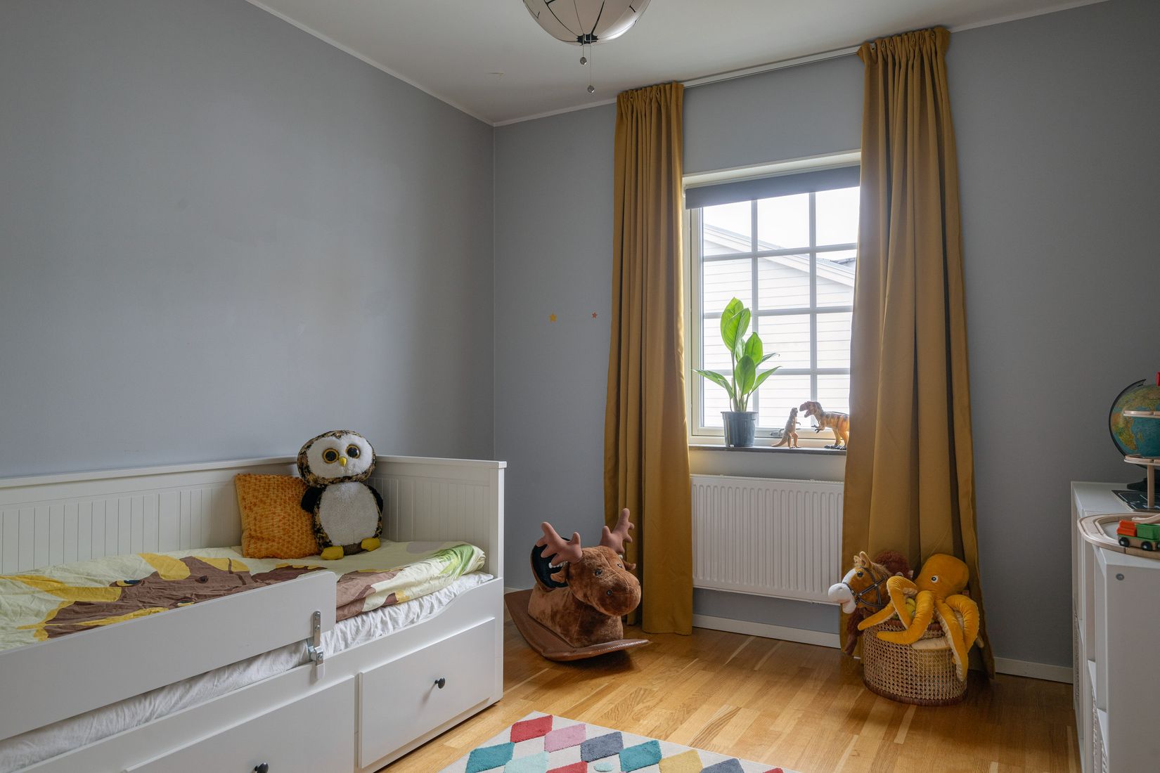 Bostadsrätt, Järnvägsgatan 27, Frönäsområdet, Gnesta