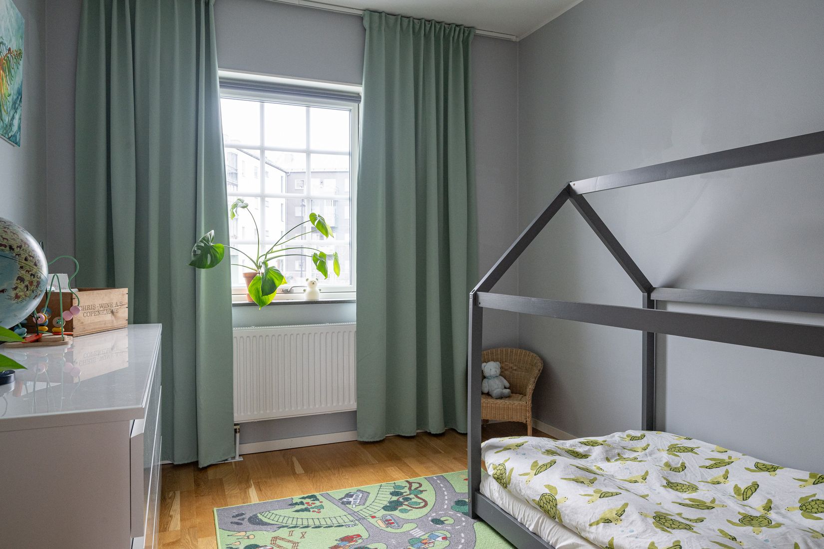 Bostadsrätt, Järnvägsgatan 27, Frönäsområdet, Gnesta