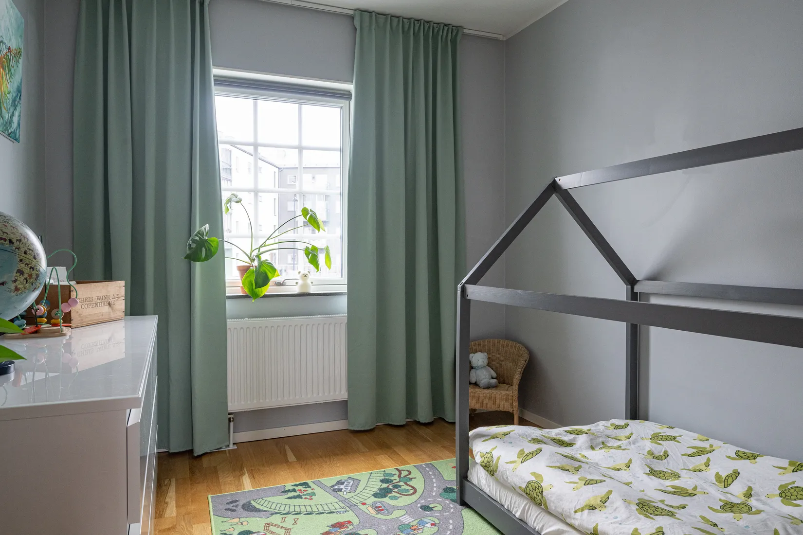 Bostadsrätt, Järnvägsgatan 27, Frönäsområdet, Gnesta