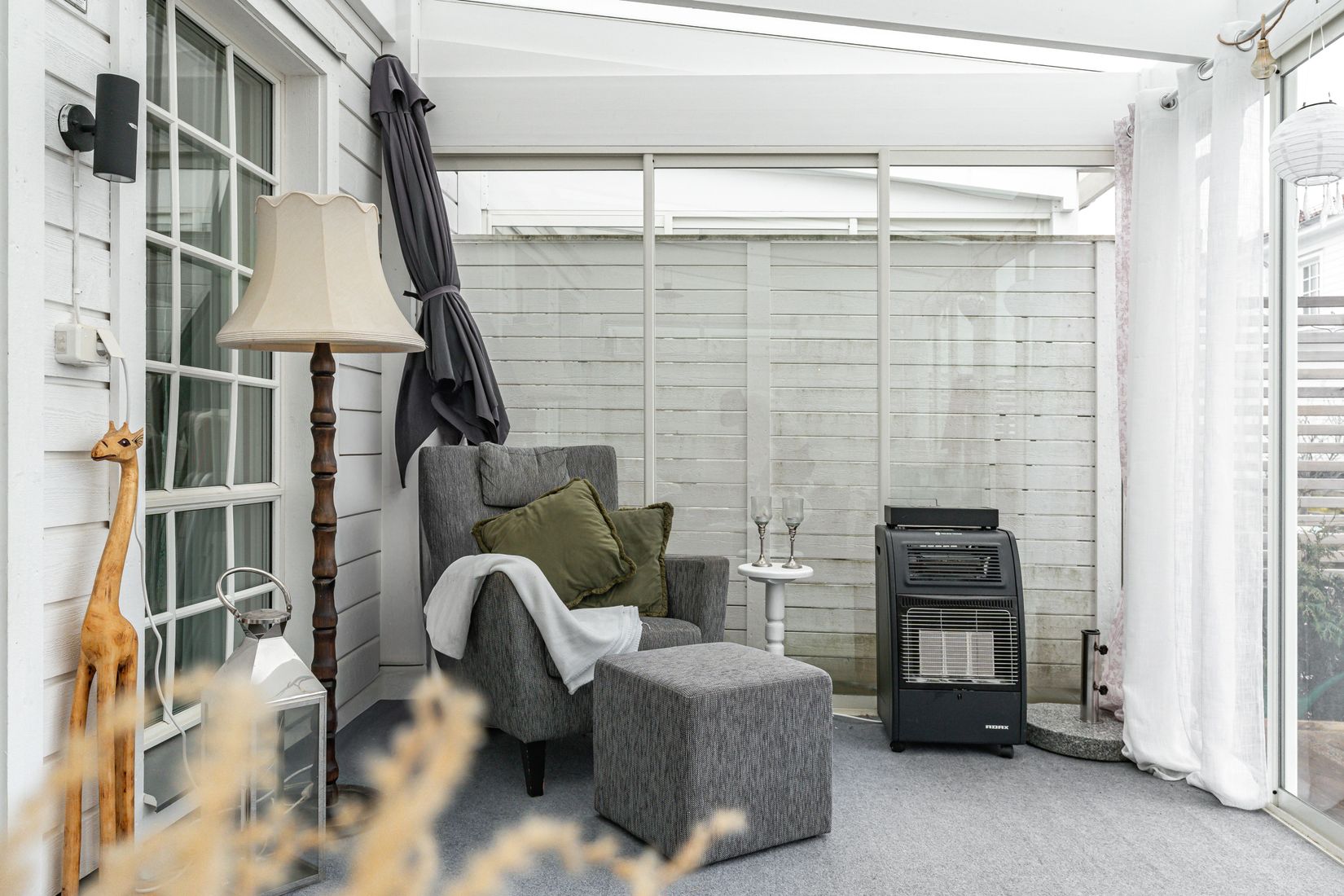 Radhus, Petrigatan 33, Ormesta, Örebro