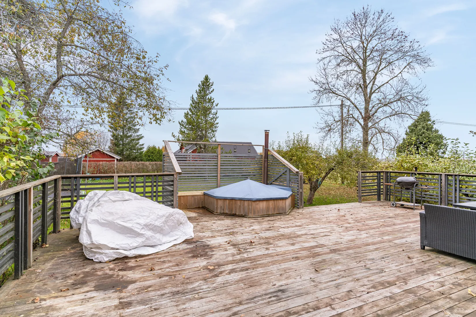 Gård/Skog, Gryttjom 207, Lantligt söder om Tierp, Tierp