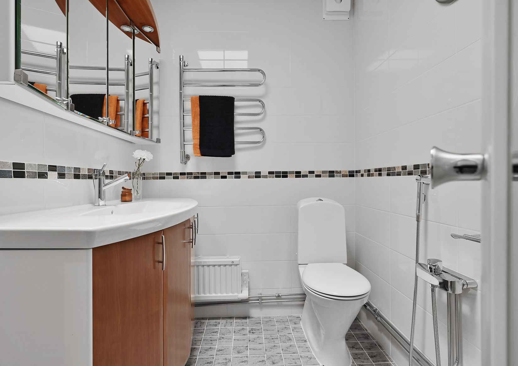 Villa, Radhus, Pepparbodavägen 8, Fresta, Upplands Väsby