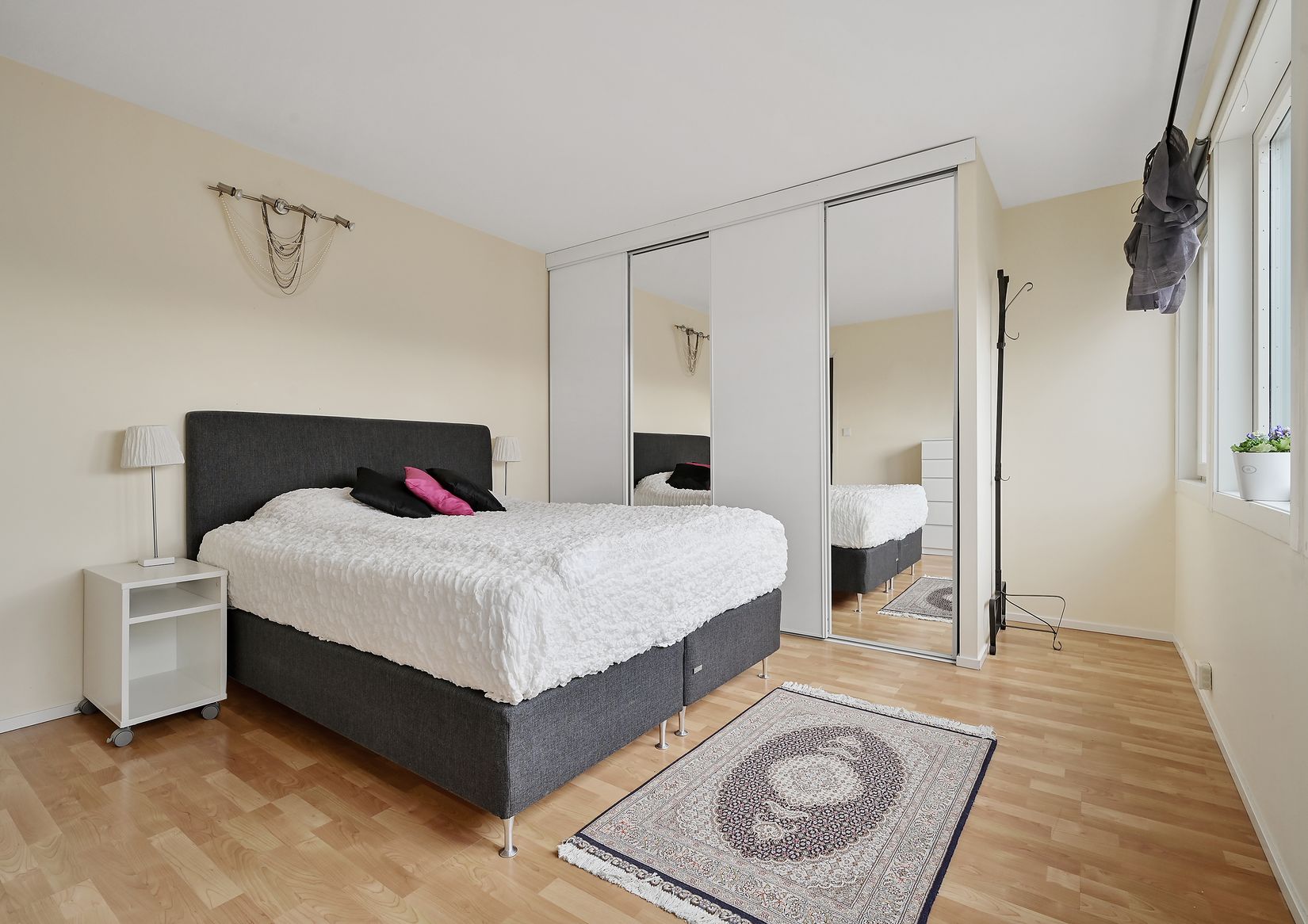 Villa, Radhus, Pepparbodavägen 8, Fresta, Upplands Väsby