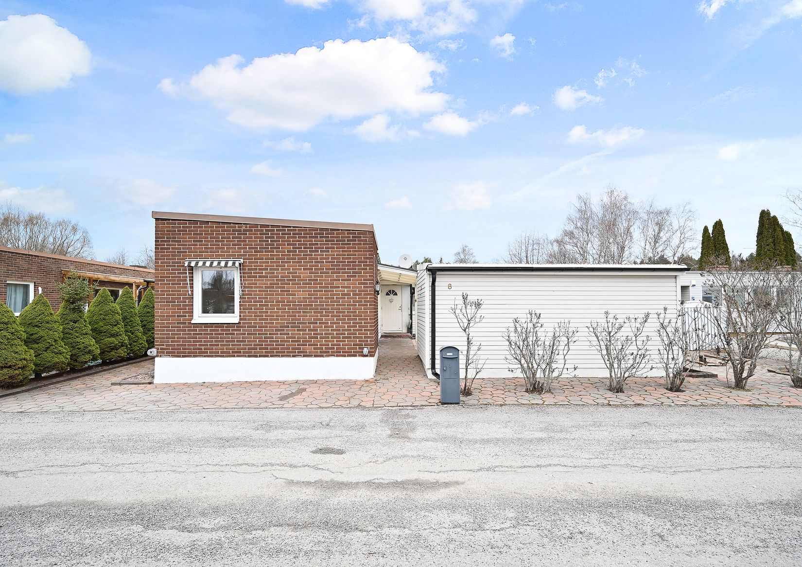 Villa, Radhus, Pepparbodavägen 8, Fresta, Upplands Väsby