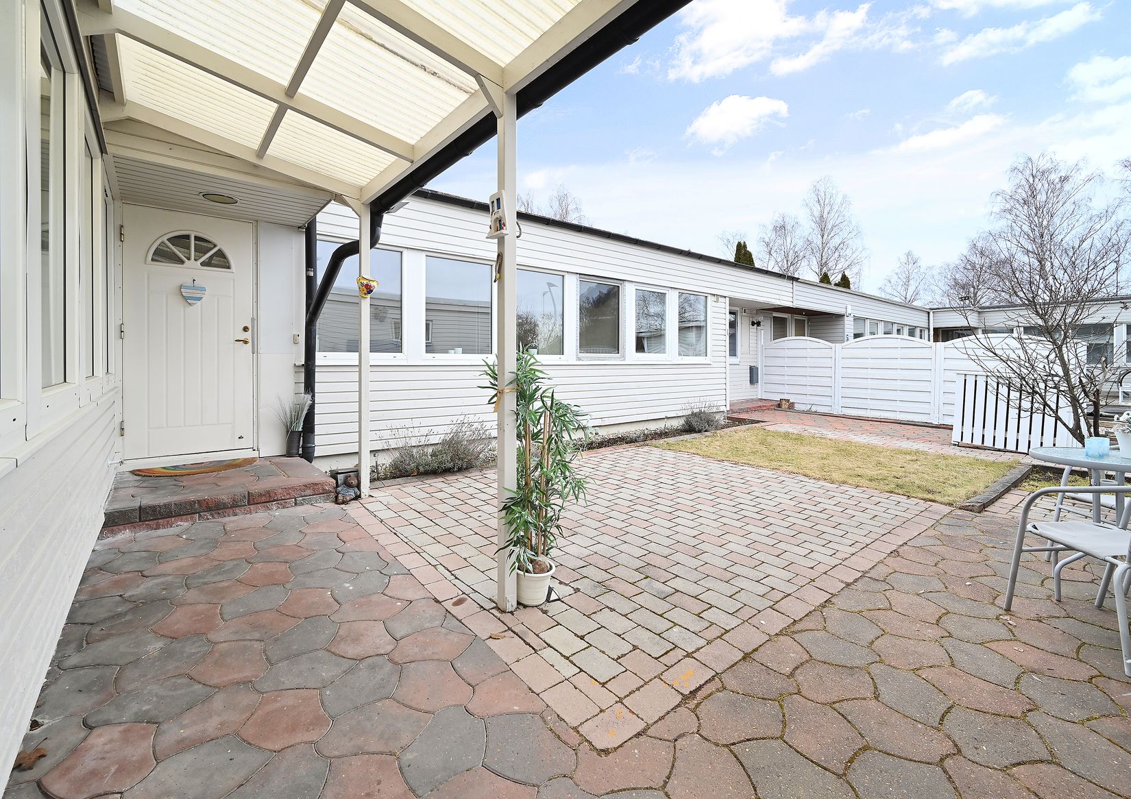 Villa, Radhus, Pepparbodavägen 8, Fresta, Upplands Väsby