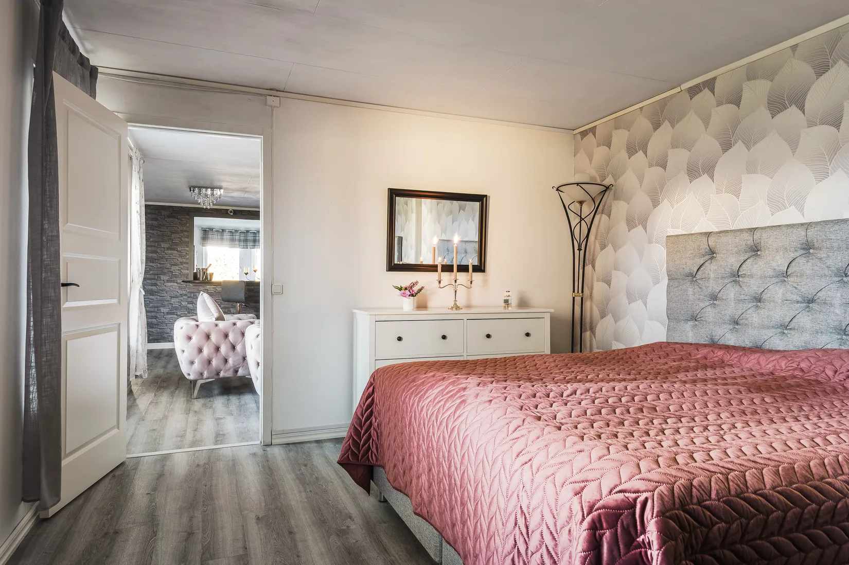 Villa, Radhus, Fågelsångsvägen 14, Tegelviken, Motala