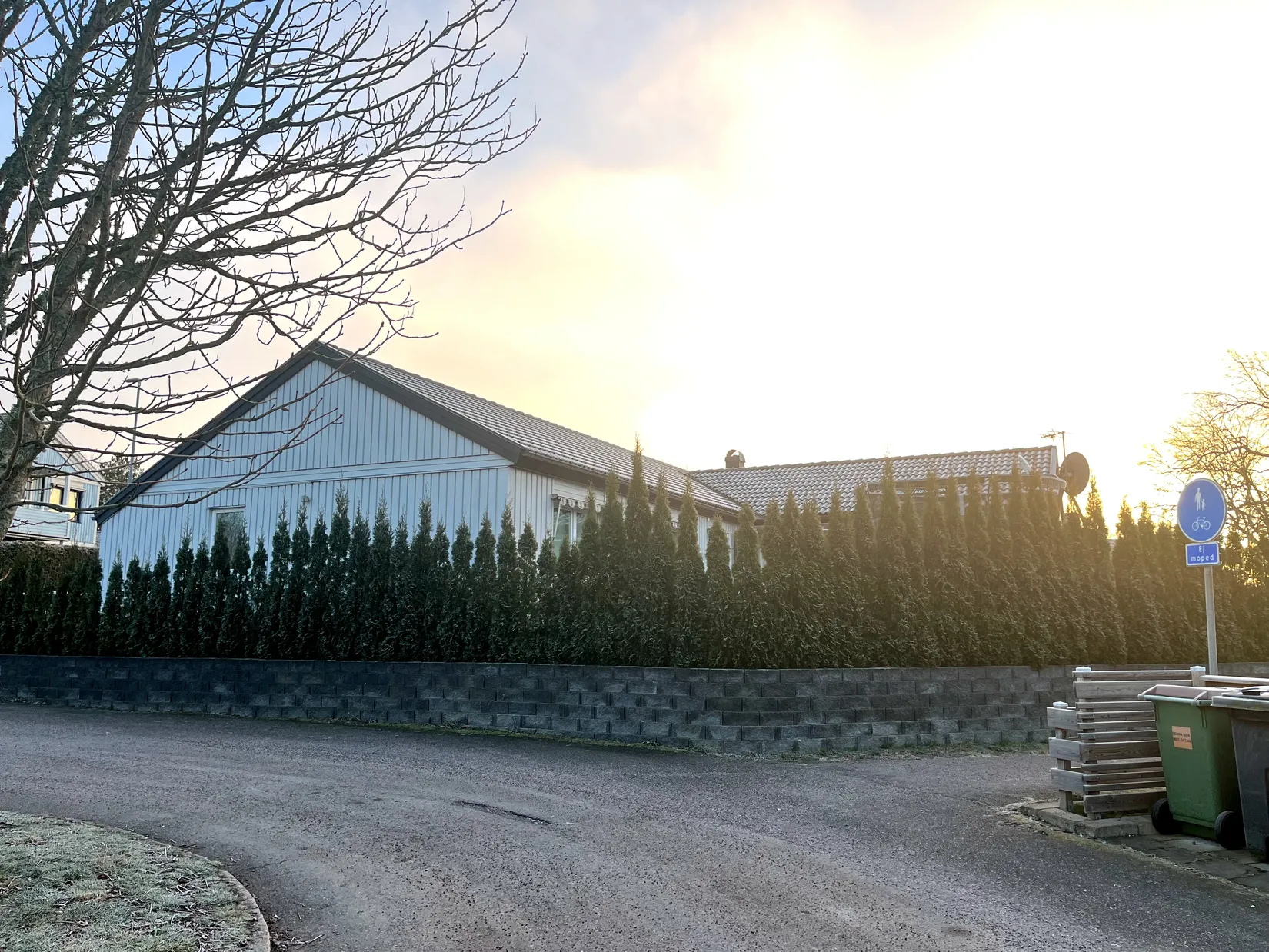 Villa, Radhus, Fågelsångsvägen 14, Tegelviken, Motala