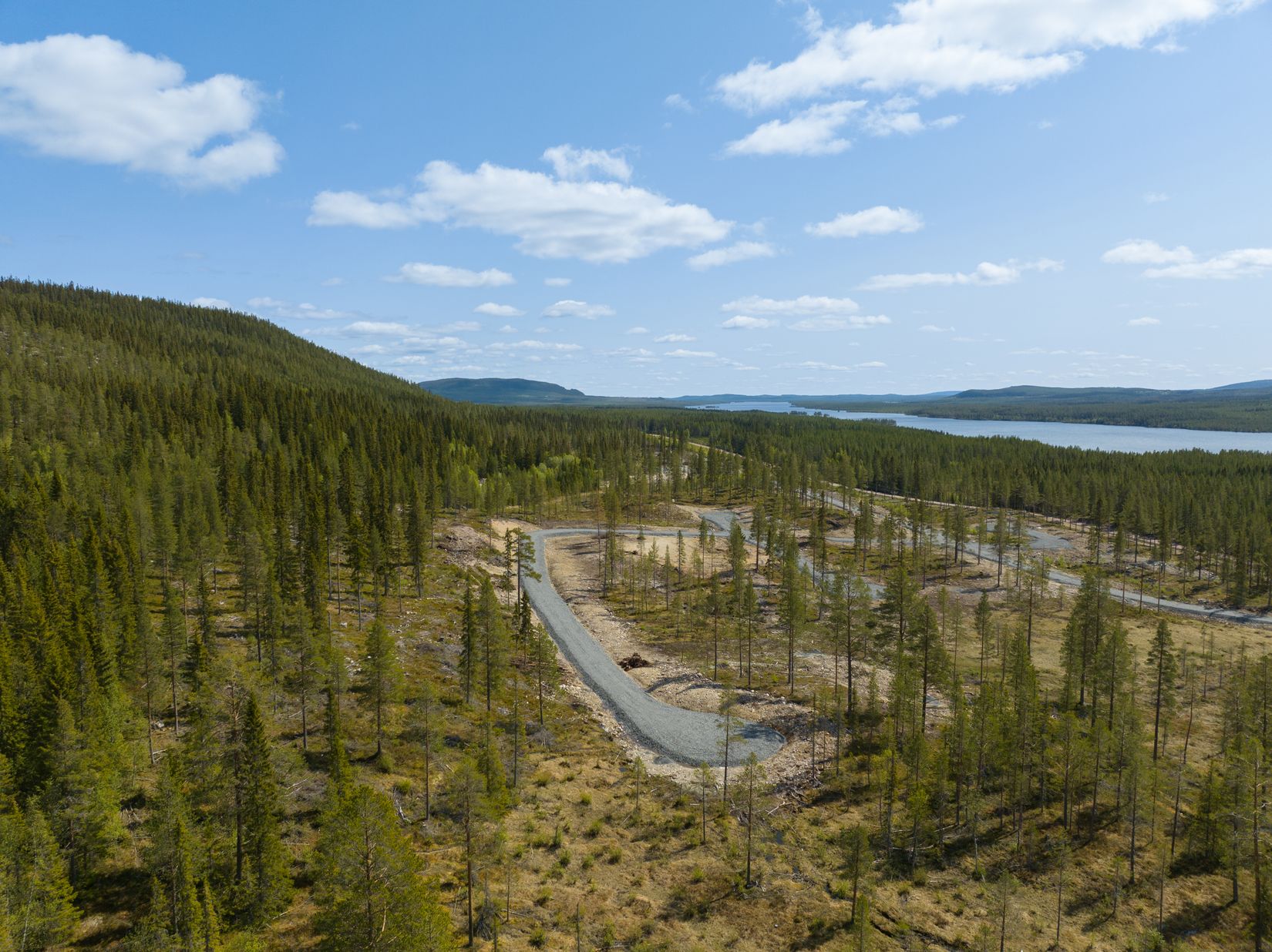 Tomt, Lovsångsslingan 24, Härjedalen