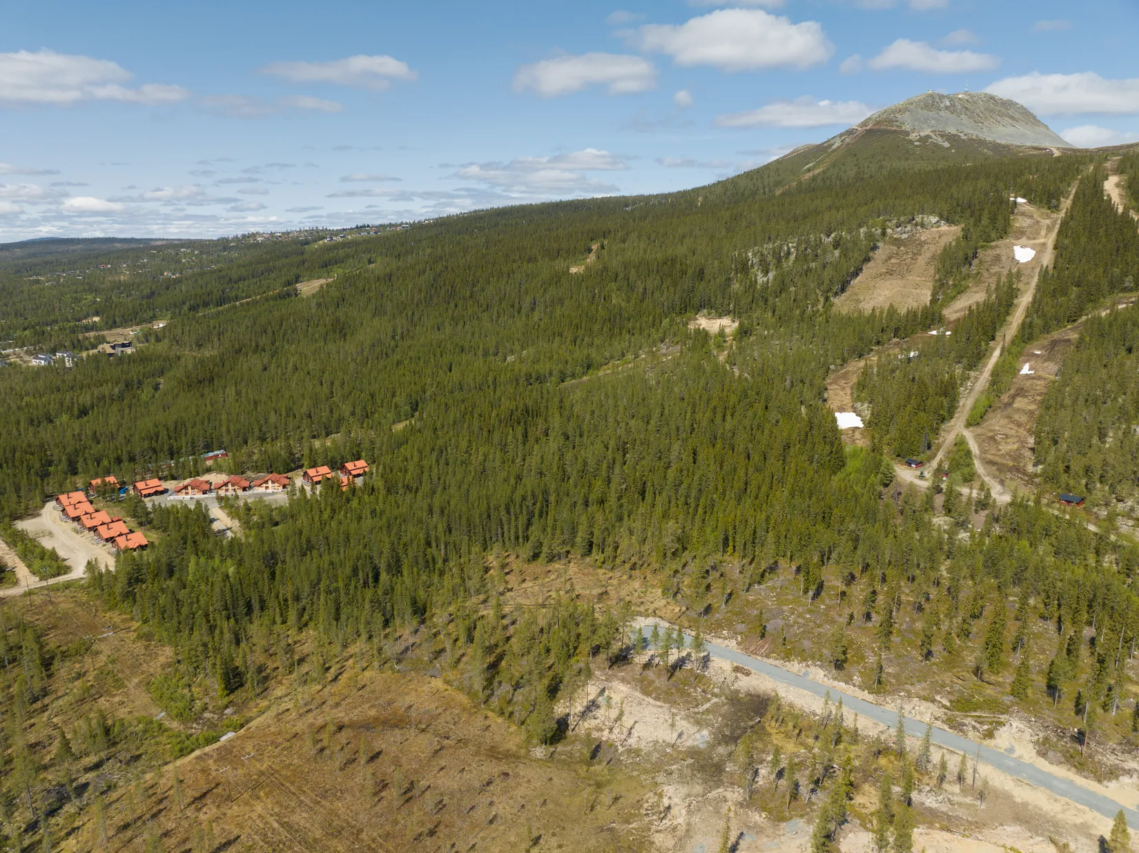 Tomt, Lovsångsslingan 24, Härjedalen