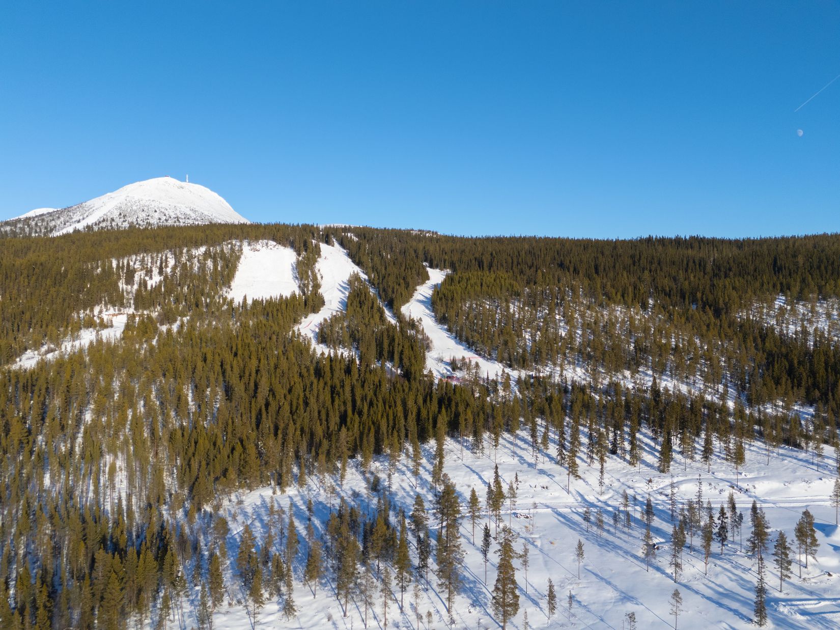 Tomt, Lovsångsslingan 24, Härjedalen